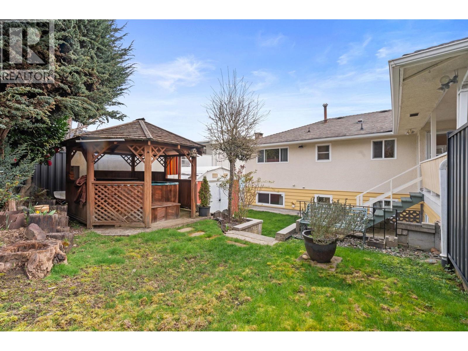 1743 Taralawn Court, Burnaby, British Columbia  V5B 3H4 - Photo 39 - R3100276