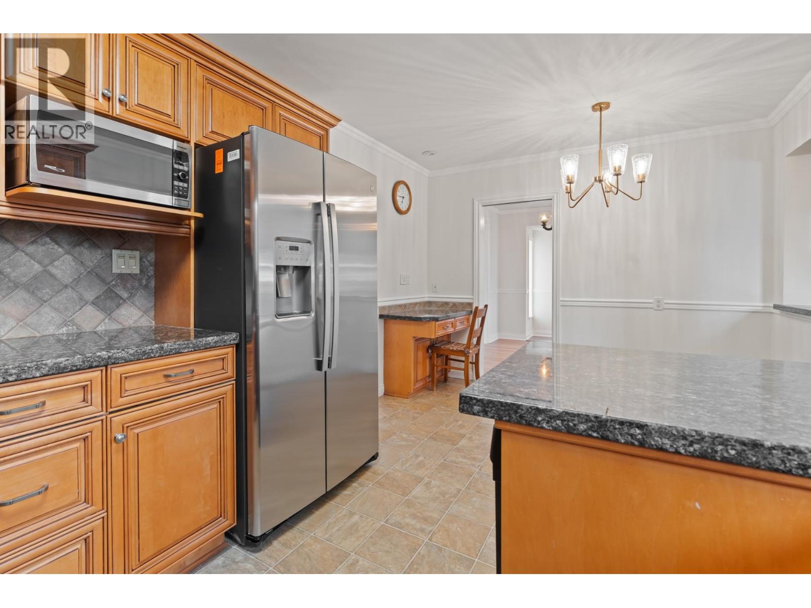 1743 Taralawn Court, Burnaby, British Columbia  V5B 3H4 - Photo 14 - R3100276