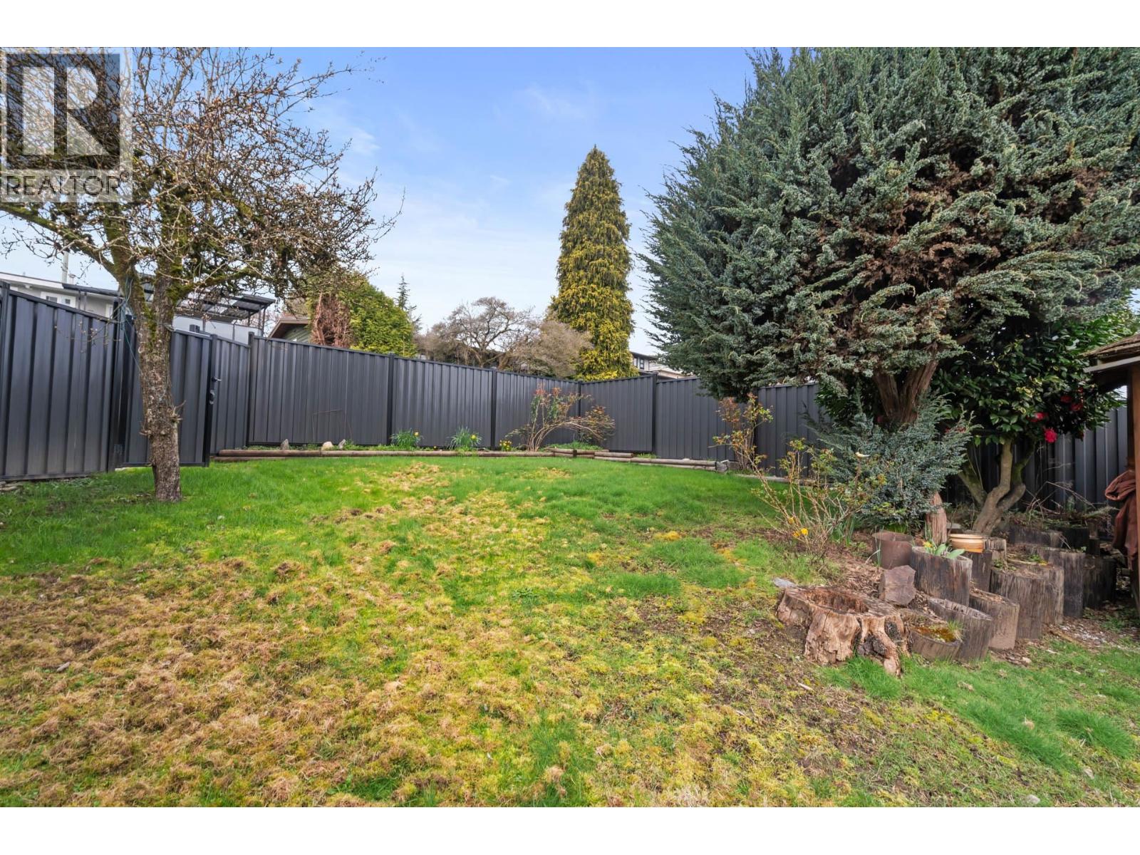 1743 Taralawn Court, Burnaby, British Columbia  V5B 3H4 - Photo 38 - R3100276