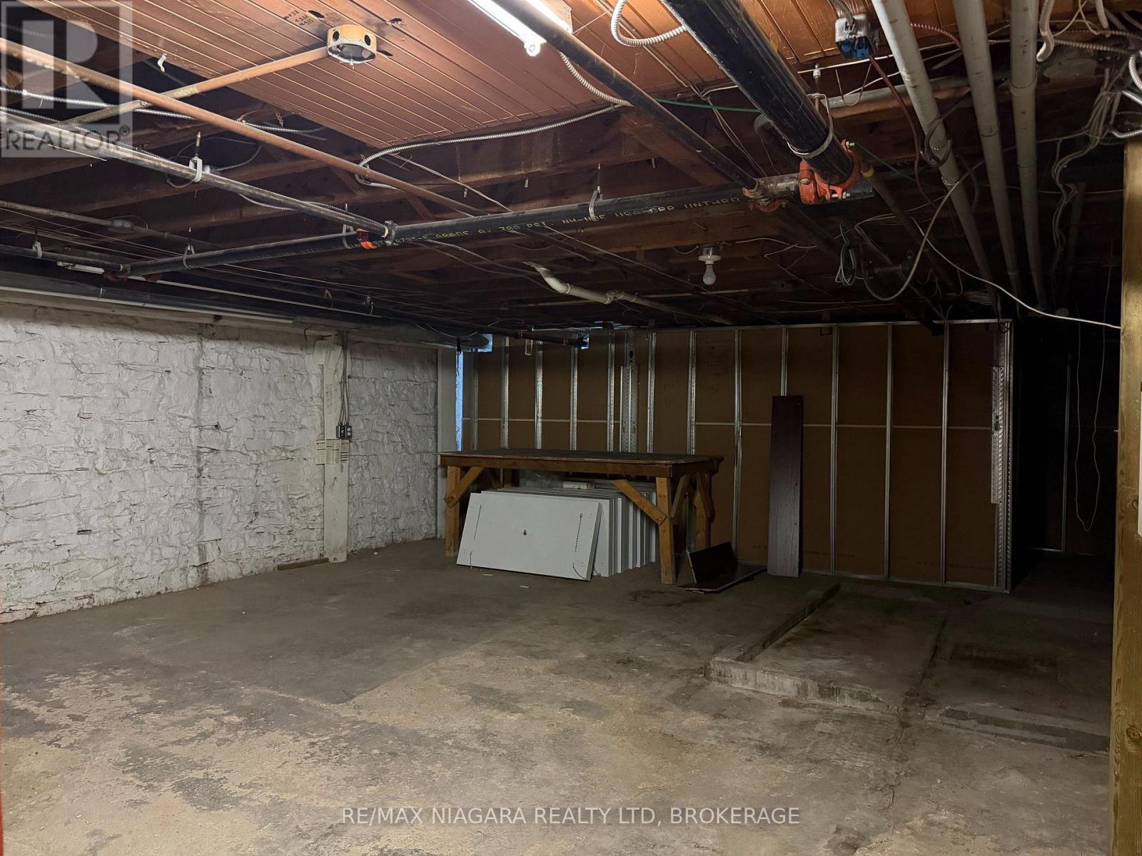 81 St. Paul Street, St. Catharines, Ontario  L2R 3M3 - Photo 26 - X12924222