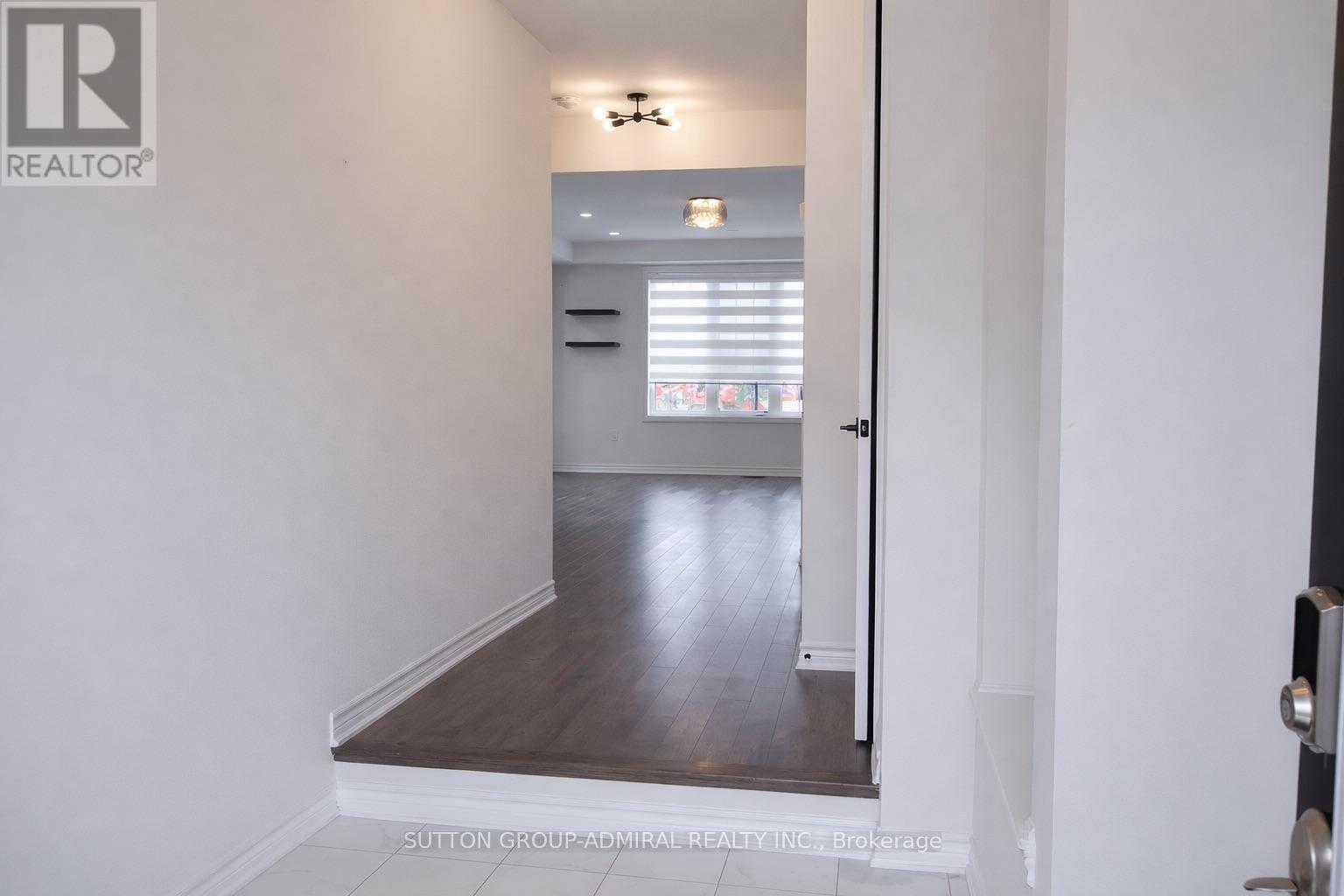 65 Barkerville Drive, Whitby, Ontario  L1P 0L8 - Photo 18 - E12936078