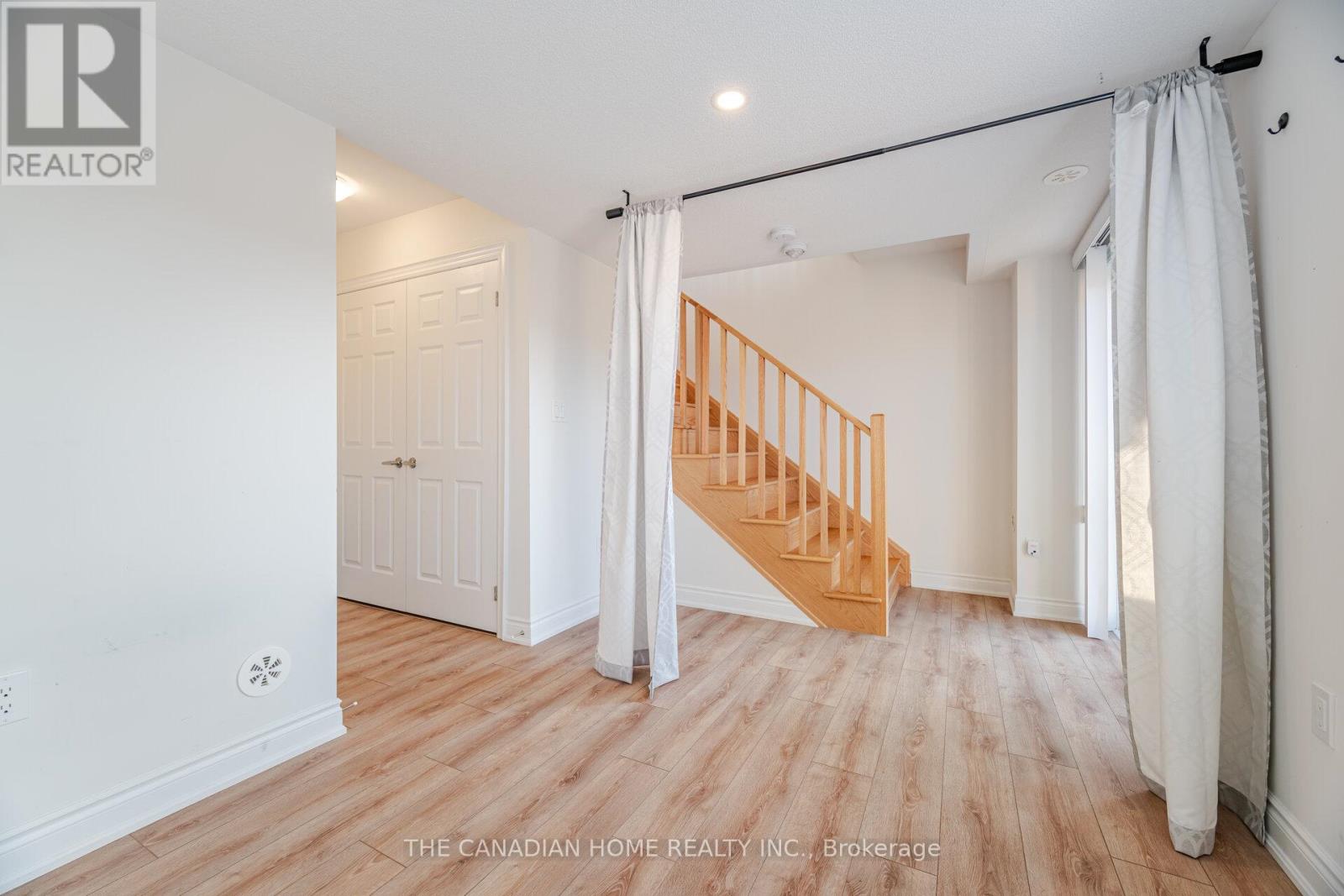 241 Danzatore Path, Oshawa, Ontario  L1L 0P9 - Photo 44 - E12936290