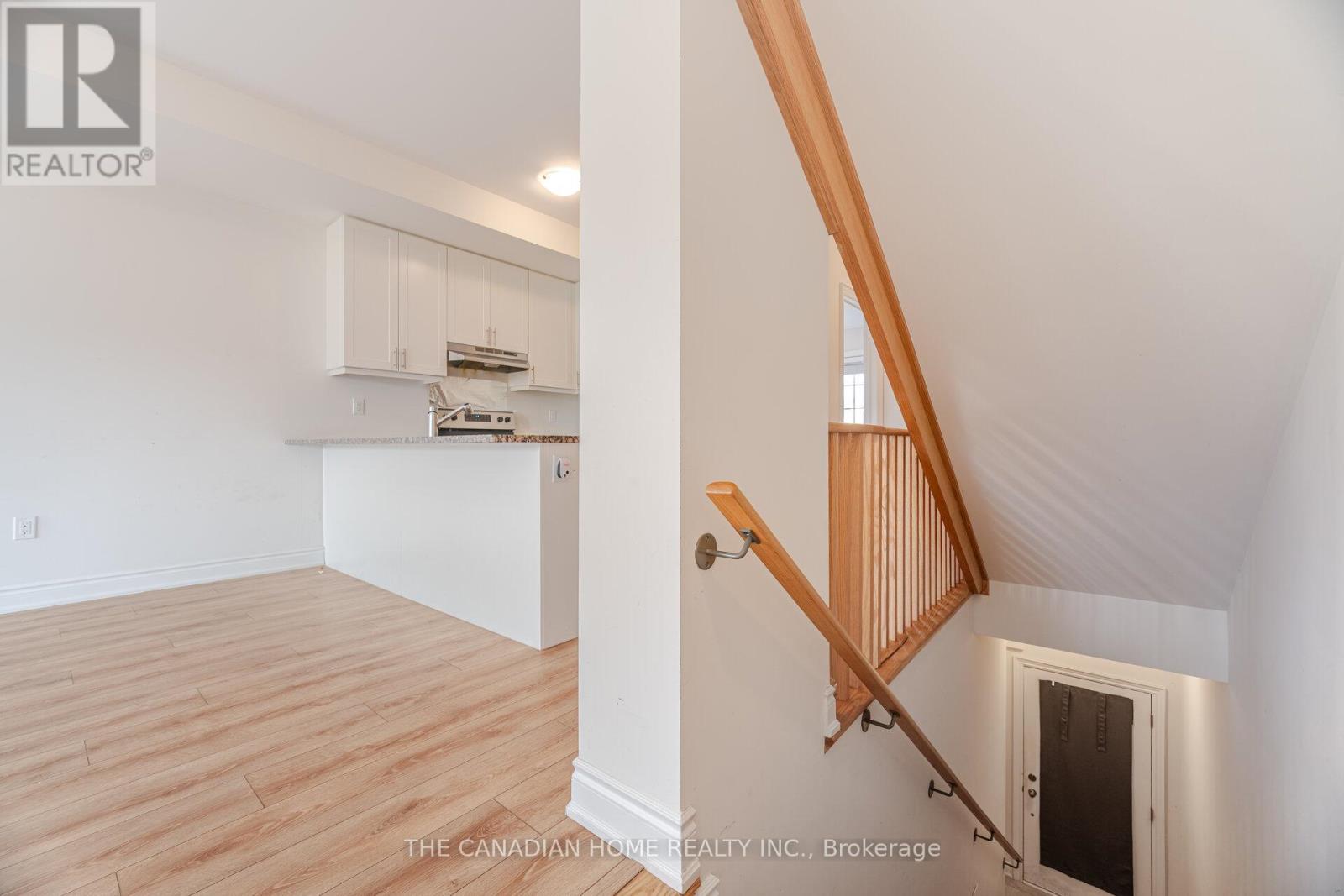 241 Danzatore Path, Oshawa, Ontario  L1L 0P9 - Photo 8 - E12936290