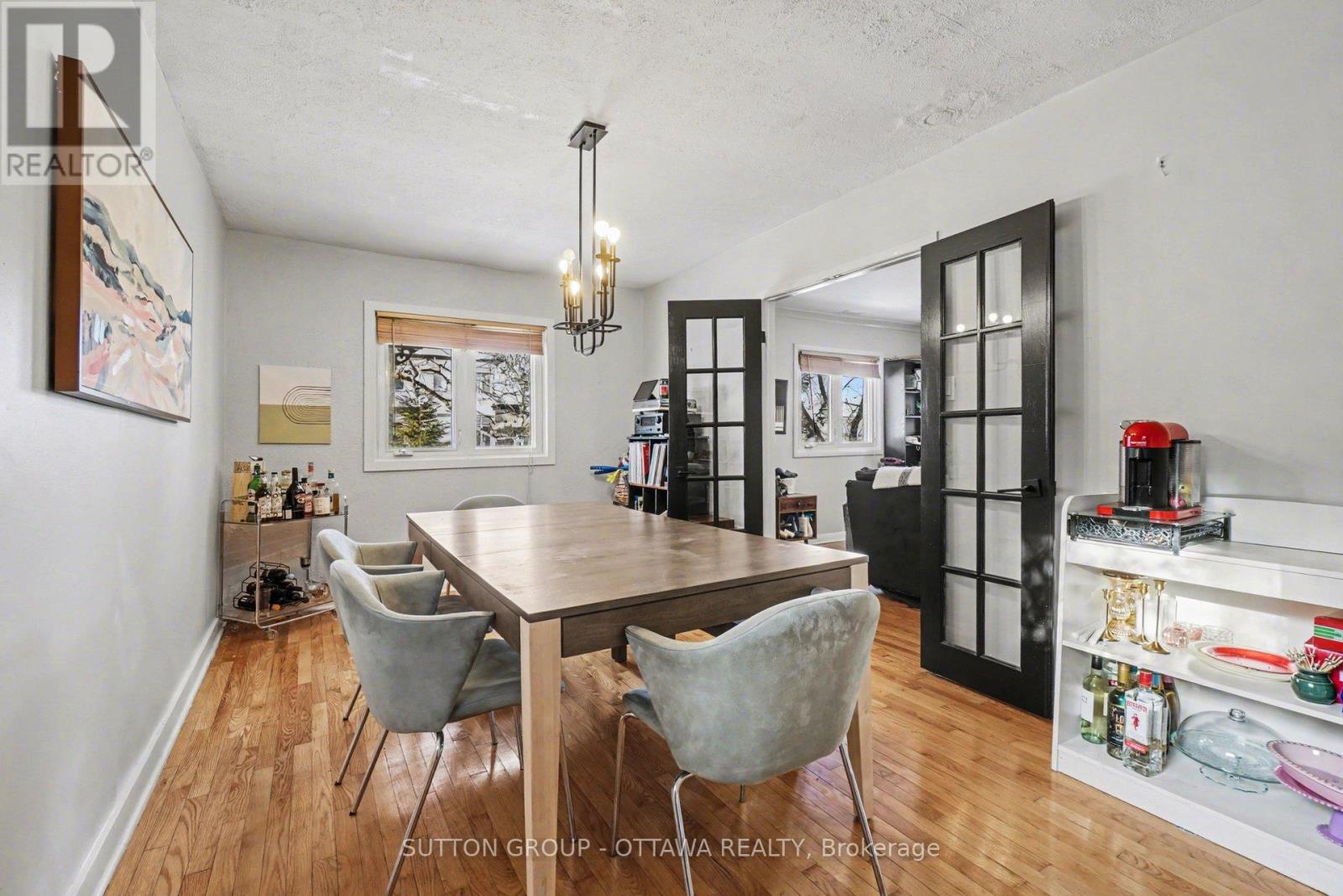 90 Withrow Avenue, Ottawa, Ontario  K2G 2J5 - Photo 12 - X12936084