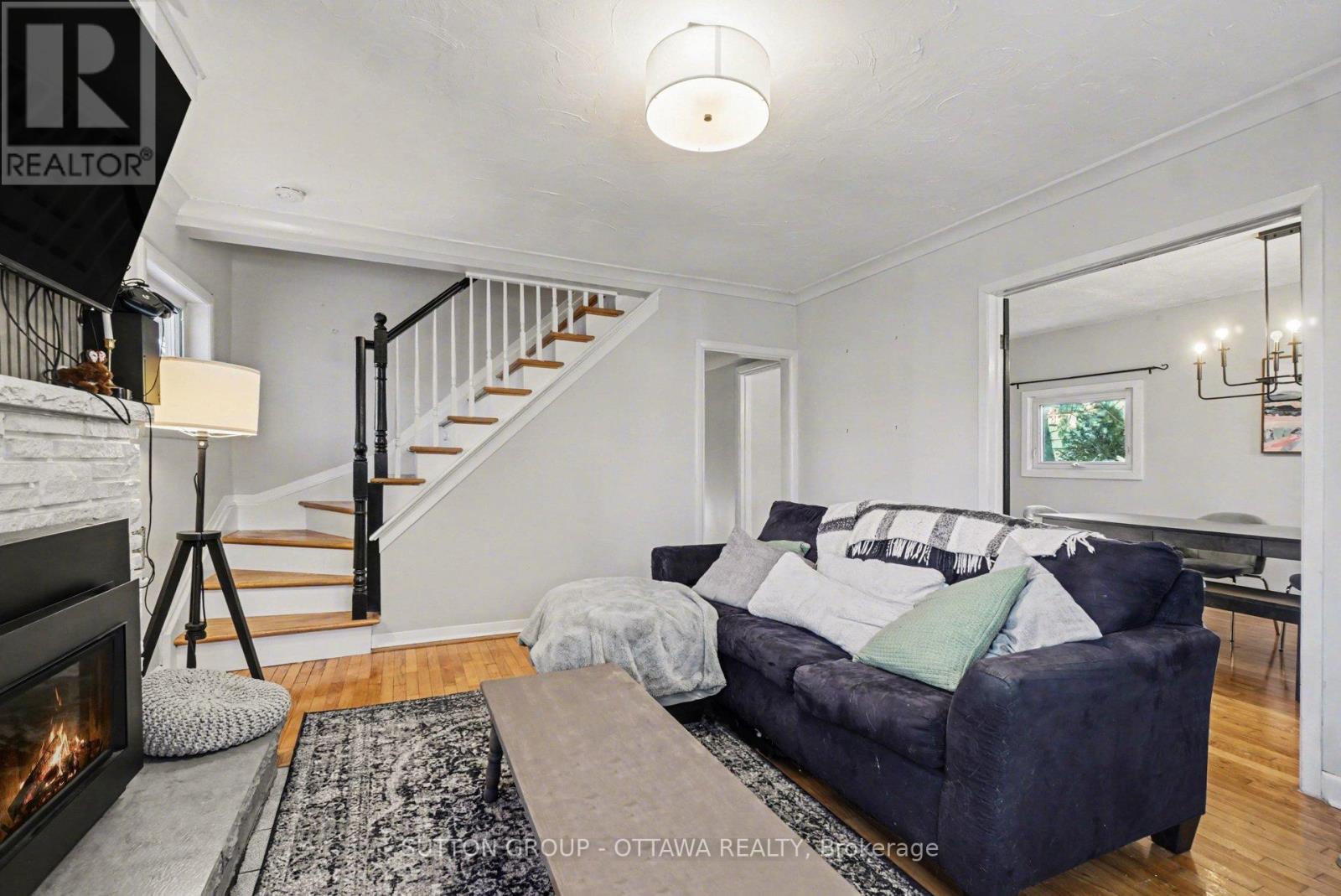 90 Withrow Avenue, Ottawa, Ontario  K2G 2J5 - Photo 8 - X12936084