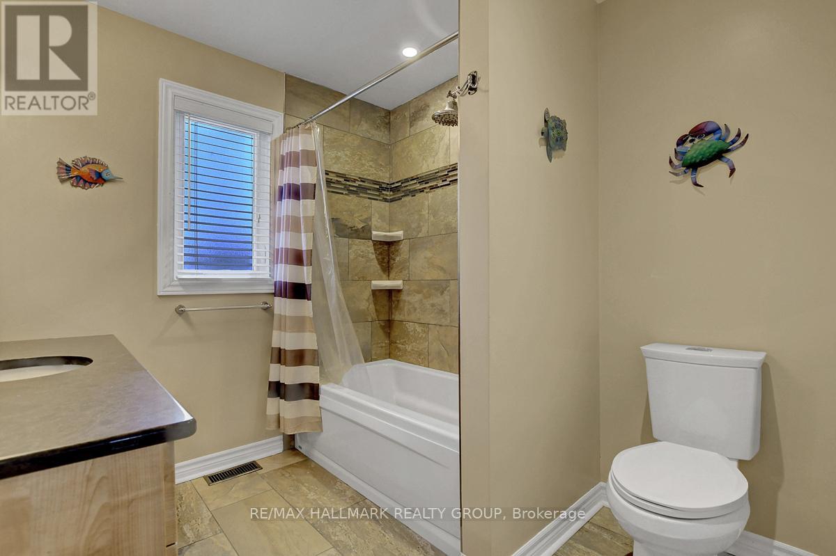 1692 Caminiti Crescent, Ottawa, Ontario  K4A 1L6 - Photo 37 - X12936142