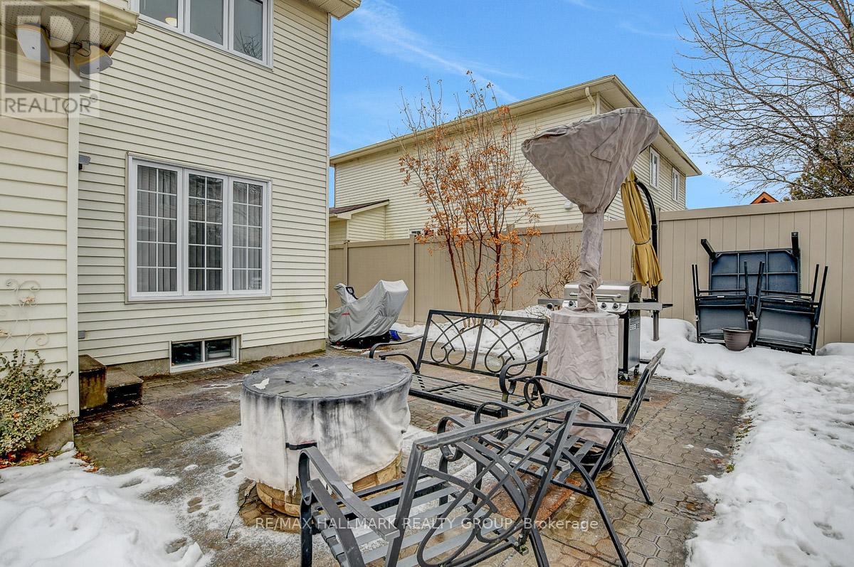 1692 Caminiti Crescent, Ottawa, Ontario  K4A 1L6 - Photo 46 - X12936142