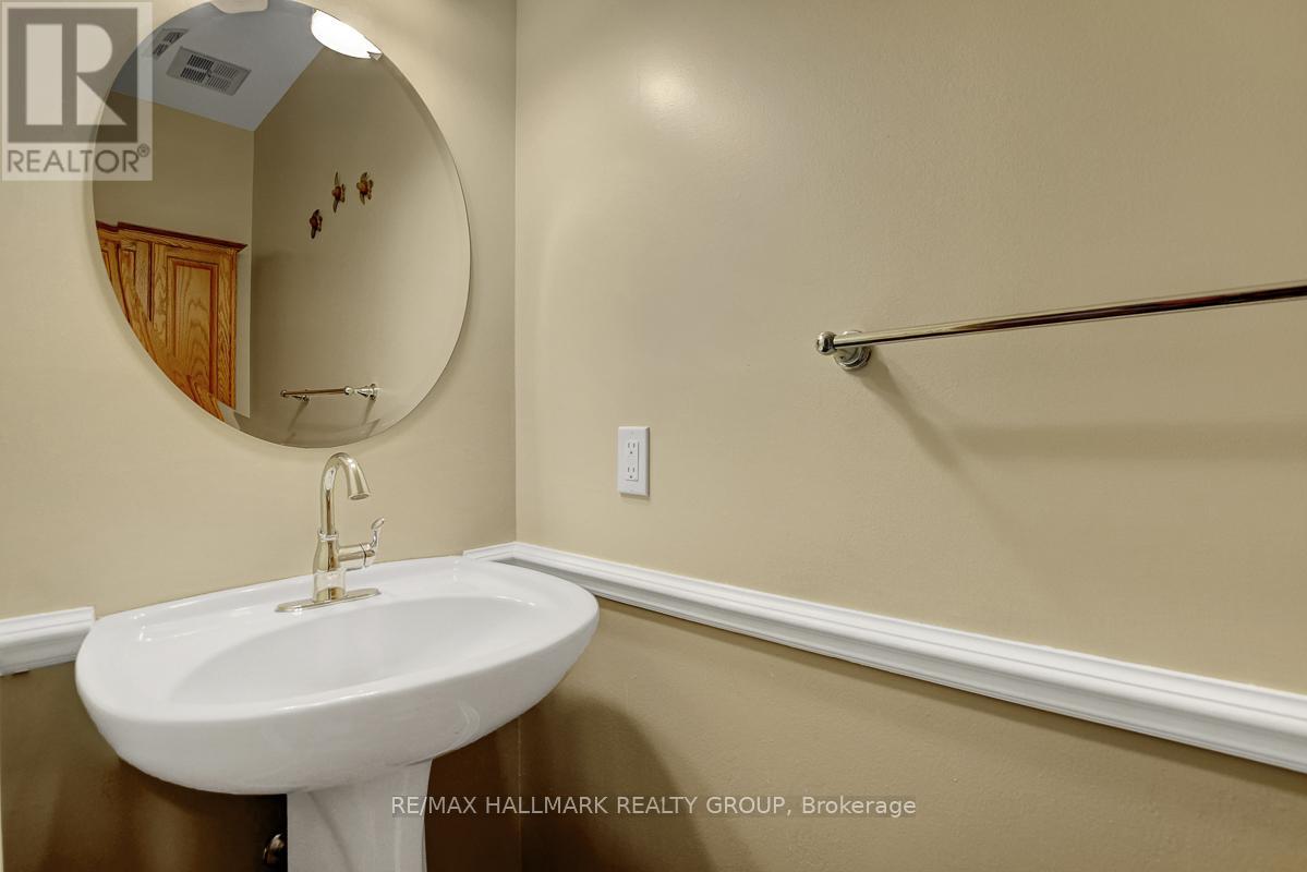 1692 Caminiti Crescent, Ottawa, Ontario  K4A 1L6 - Photo 7 - X12936142