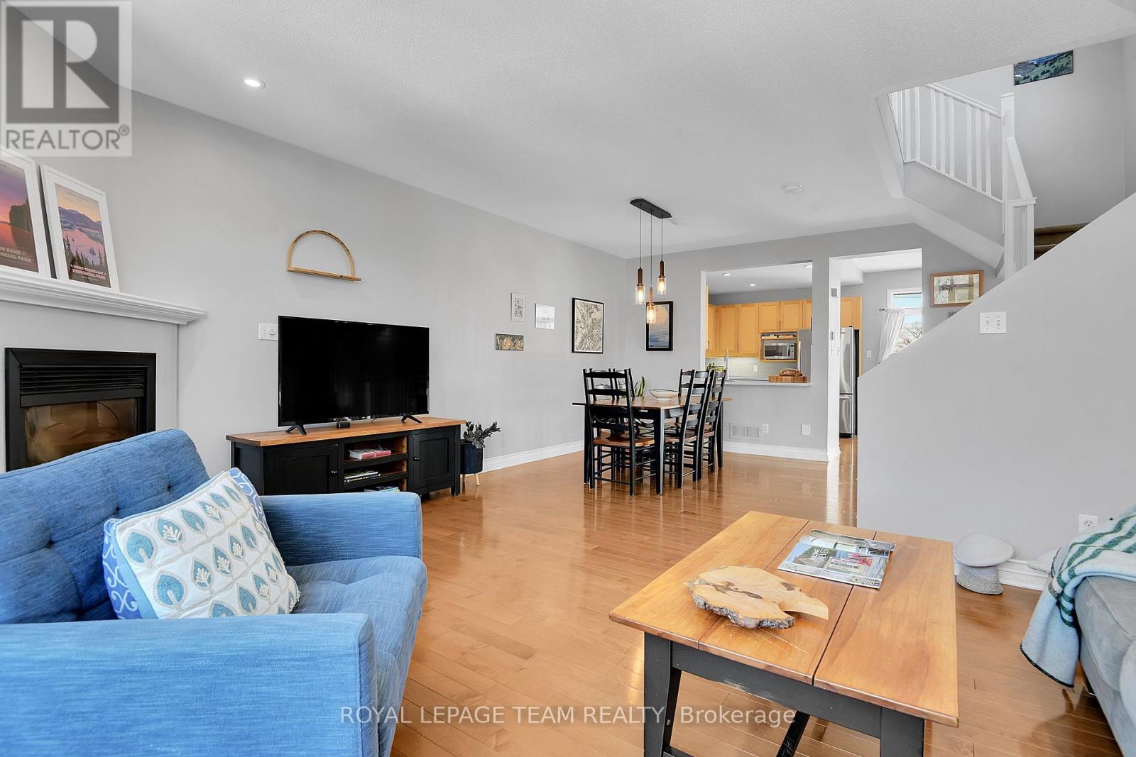 228 Latchford Road, Ottawa, Ontario  K1Z 1B9 - Photo 15 - X12936166