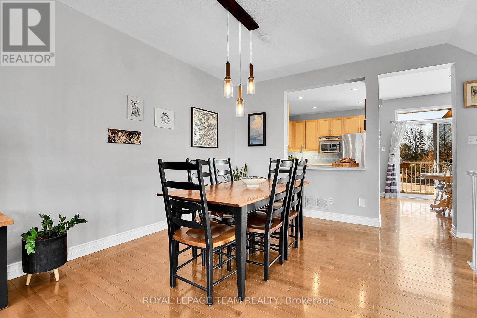 228 Latchford Road, Ottawa, Ontario  K1Z 1B9 - Photo 17 - X12936166