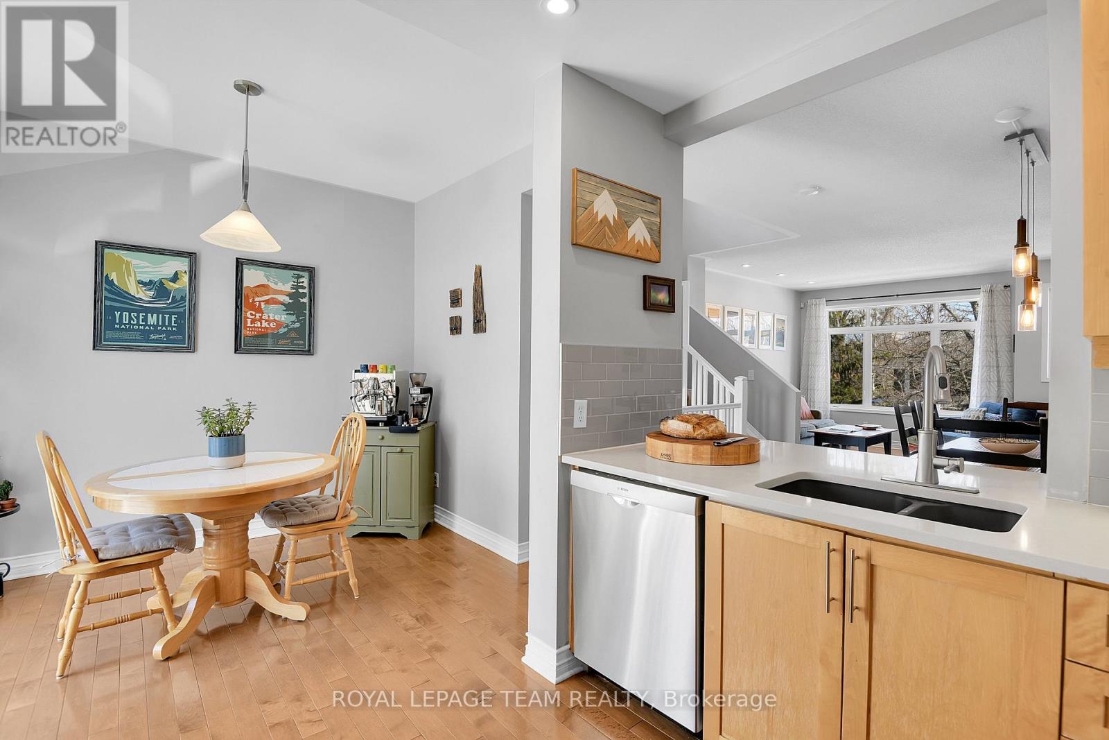 228 Latchford Road, Ottawa, Ontario  K1Z 1B9 - Photo 21 - X12936166