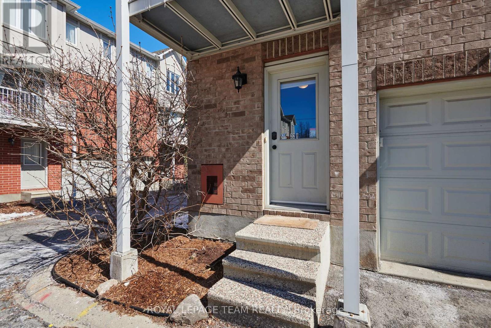 228 Latchford Road, Ottawa, Ontario  K1Z 1B9 - Photo 35 - X12936166