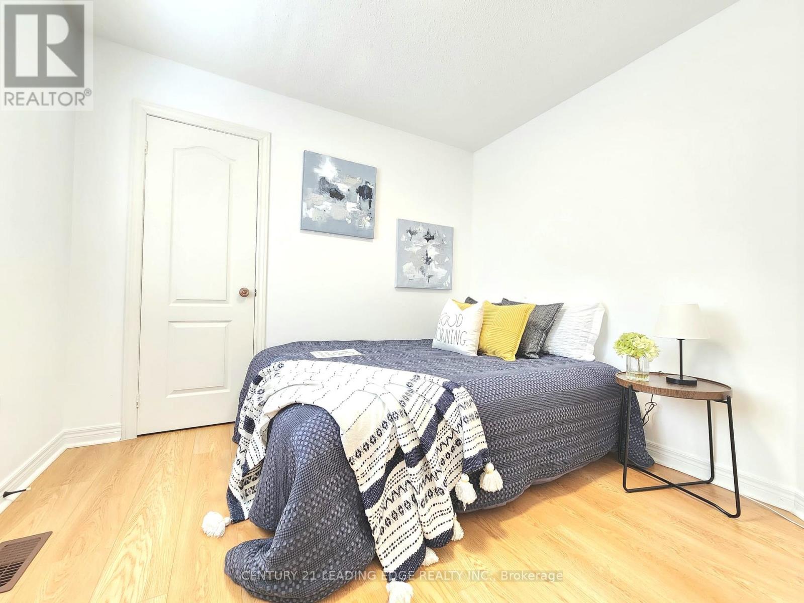 93 Treasure Hill Road, Vaughan, Ontario  L6A 0A6 - Photo 22 - N12936098