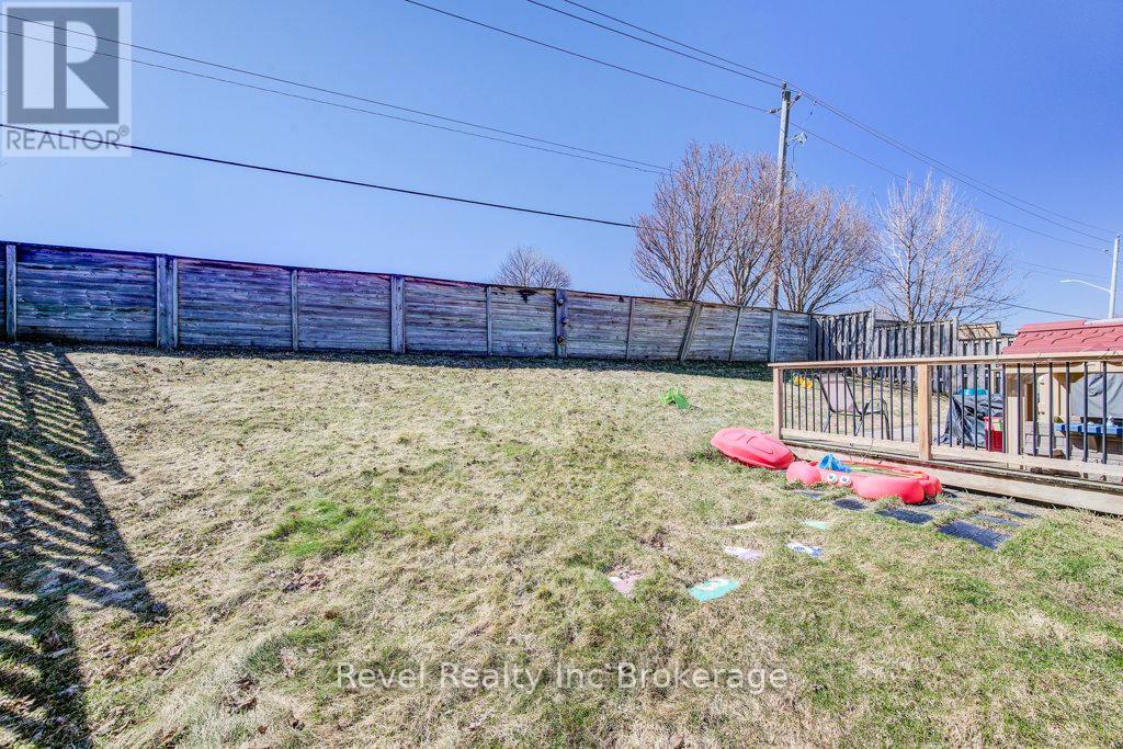 733 Southwood Way, South-West Oxford, Ontario N4V 1G5 - Photo 29 - X12936336