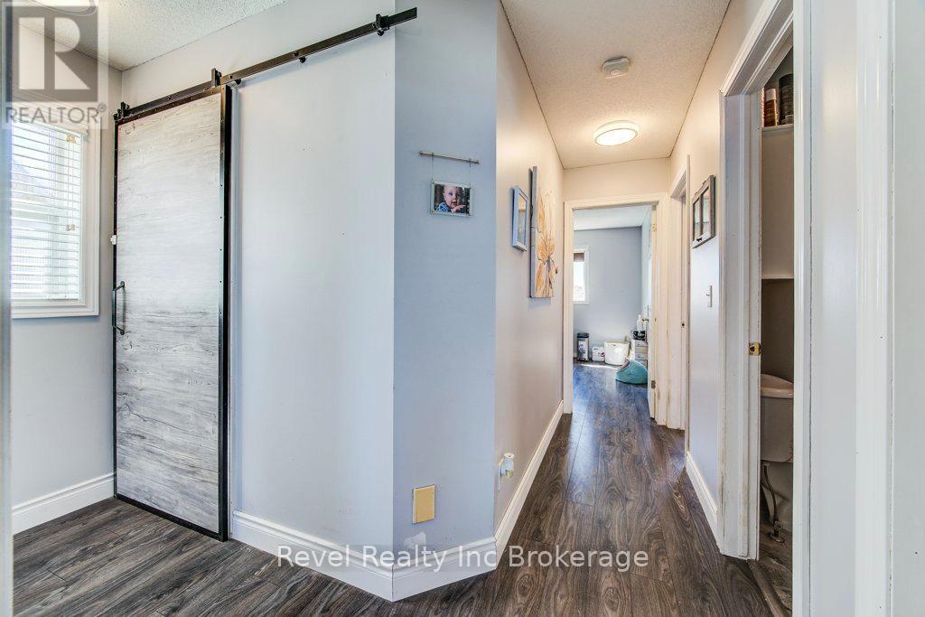 733 Southwood Way, South-West Oxford, Ontario N4V 1G5 - Photo 42 - X12936336