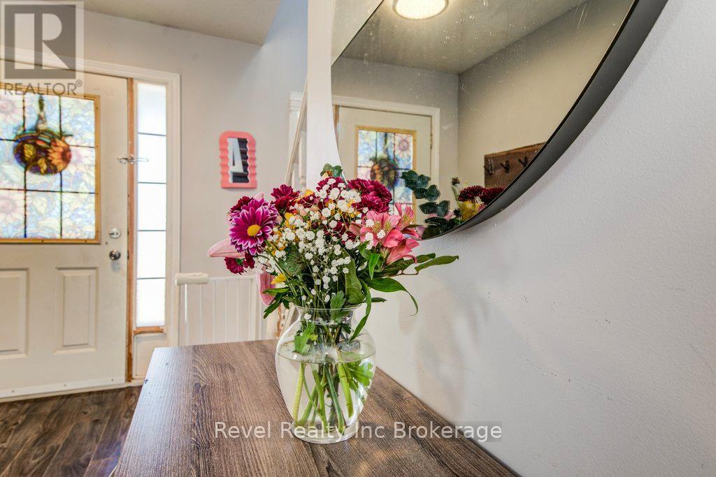 733 Southwood Way, South-West Oxford, Ontario N4V 1G5 - Photo 46 - X12936336