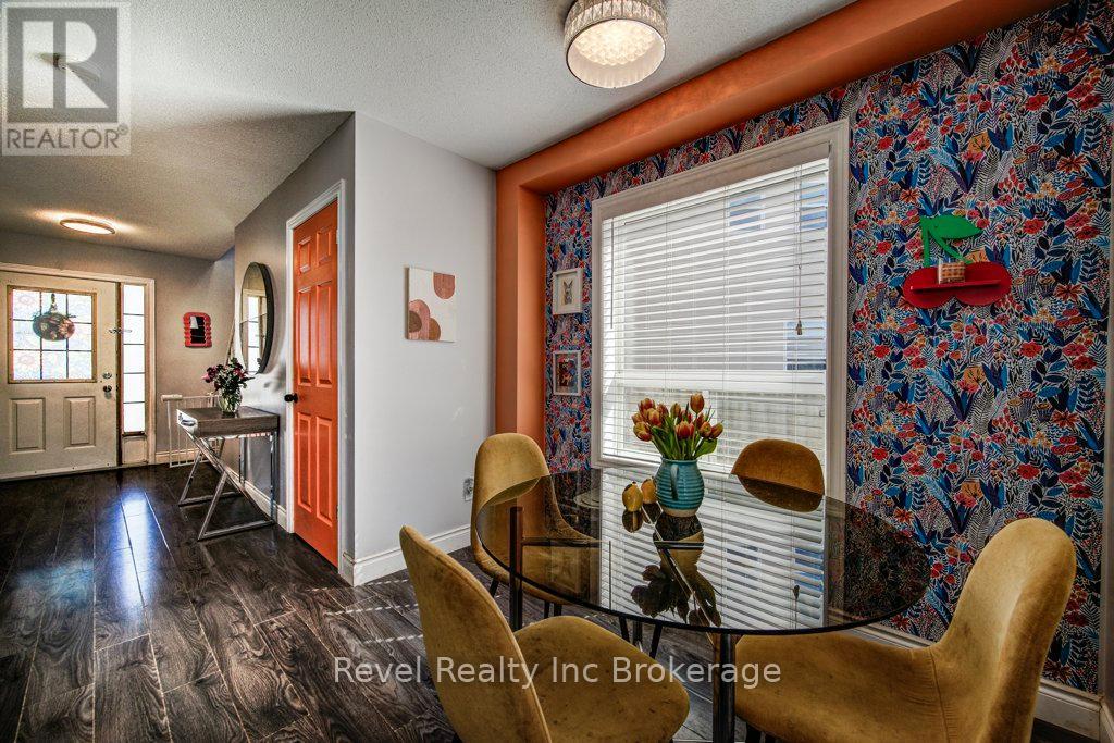 733 Southwood Way, South-West Oxford, Ontario N4V 1G5 - Photo 7 - X12936336