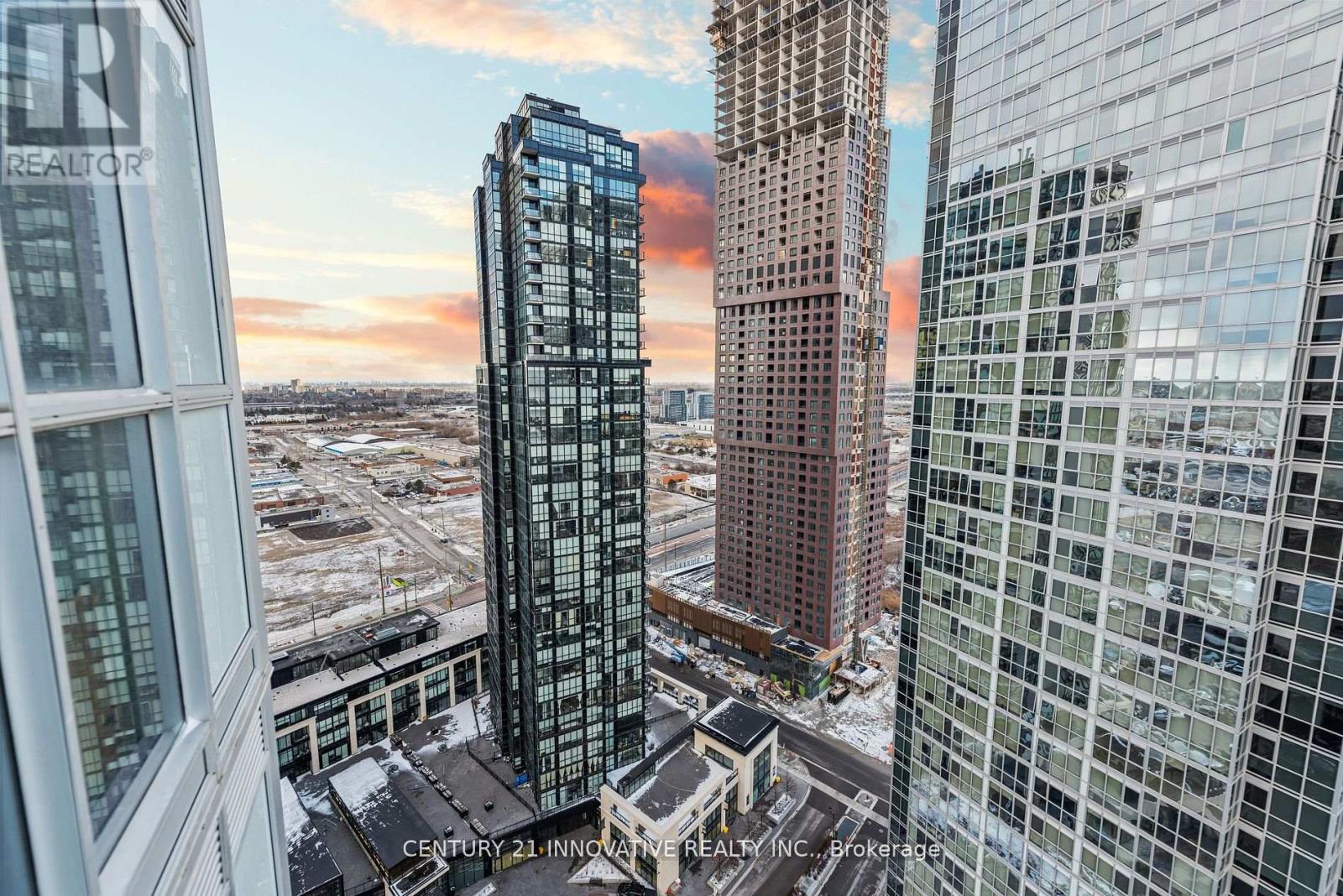 2504 - 2908 7 Highway, Vaughan, Ontario  L4K 0K5 - Photo 9 - N12936112