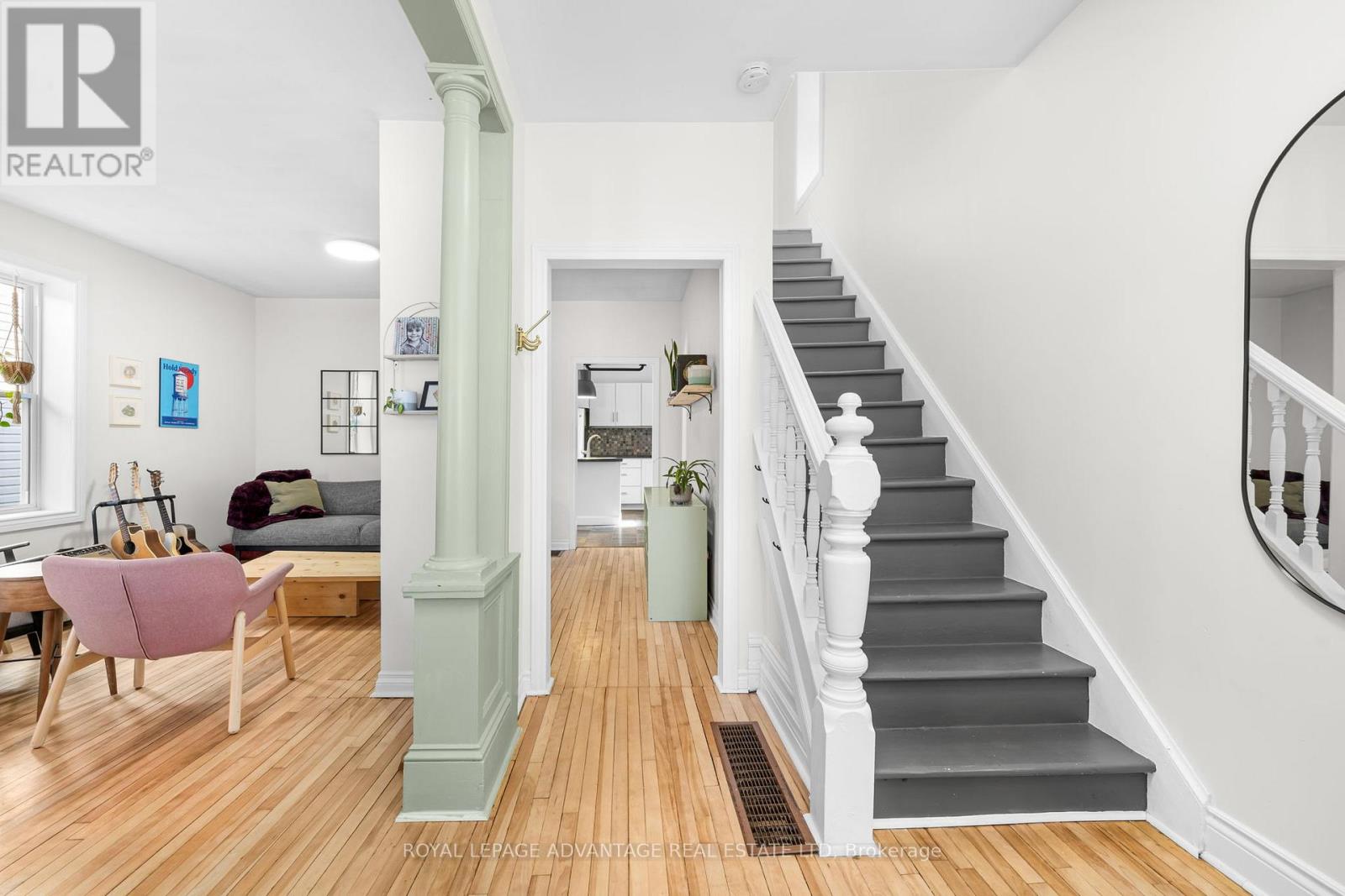 15 Kent Street, Smiths Falls, Ontario  K7A 1B5 - Photo 4 - X12936096