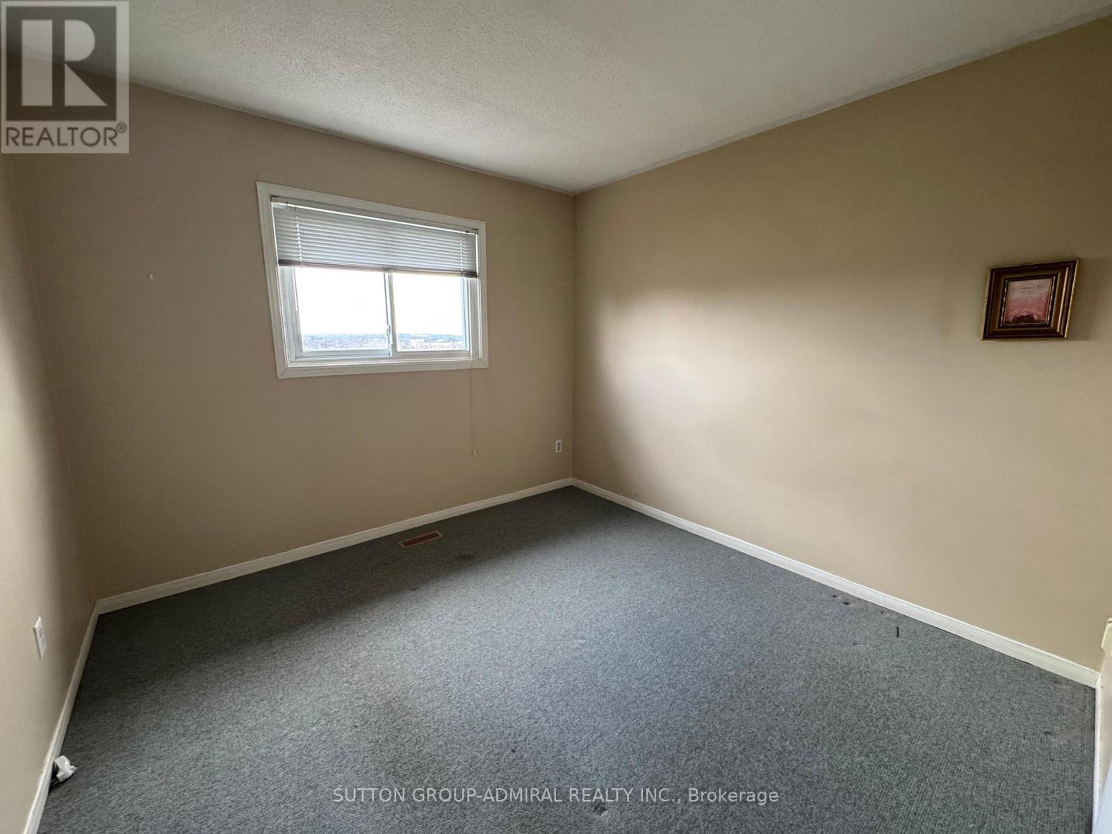 27 Dawson Crescent, Aurora, Ontario  L4G 4T7 - Photo 14 - N12936128