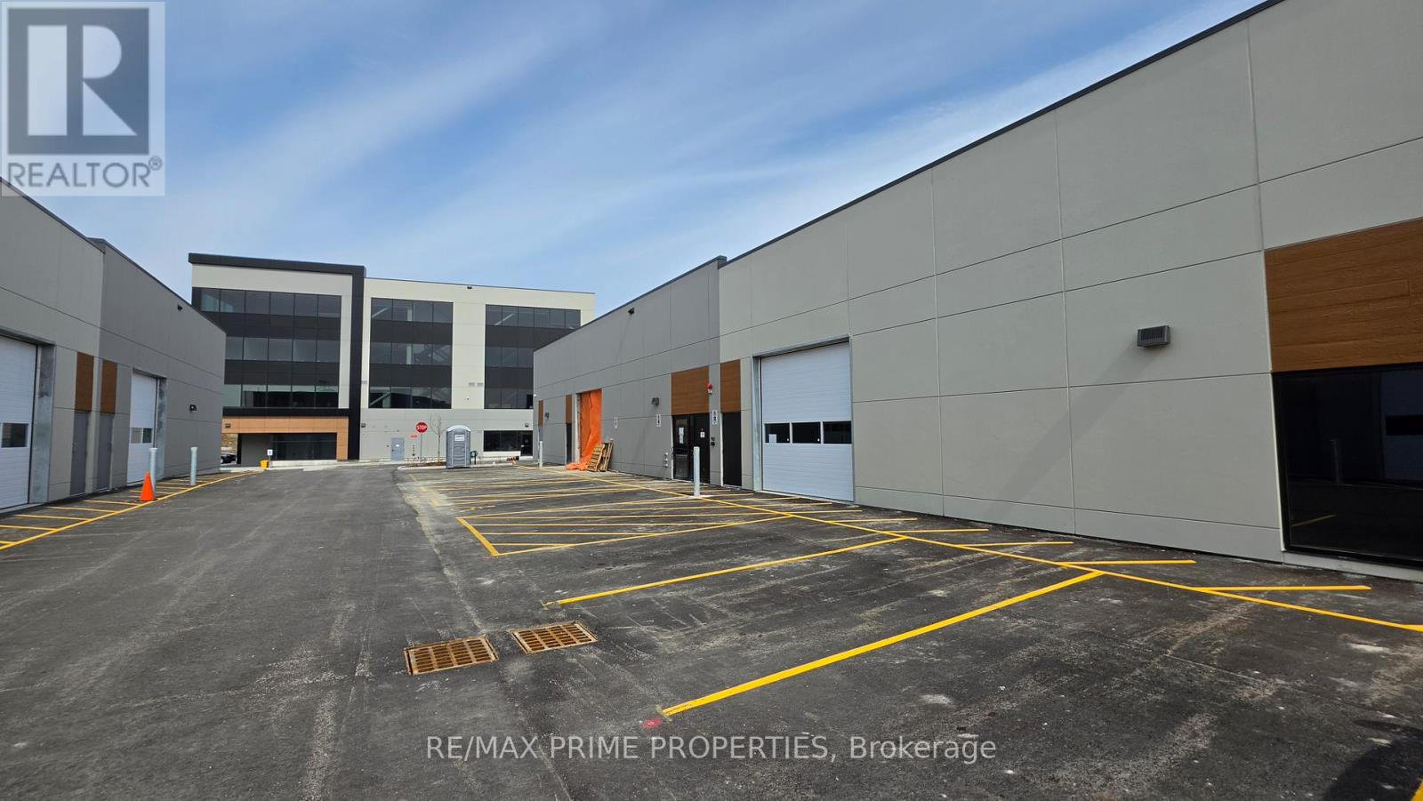 197 Cachet Woods Court, Markham, Ontario  L6C 0Z8 - Photo 13 - N12936160