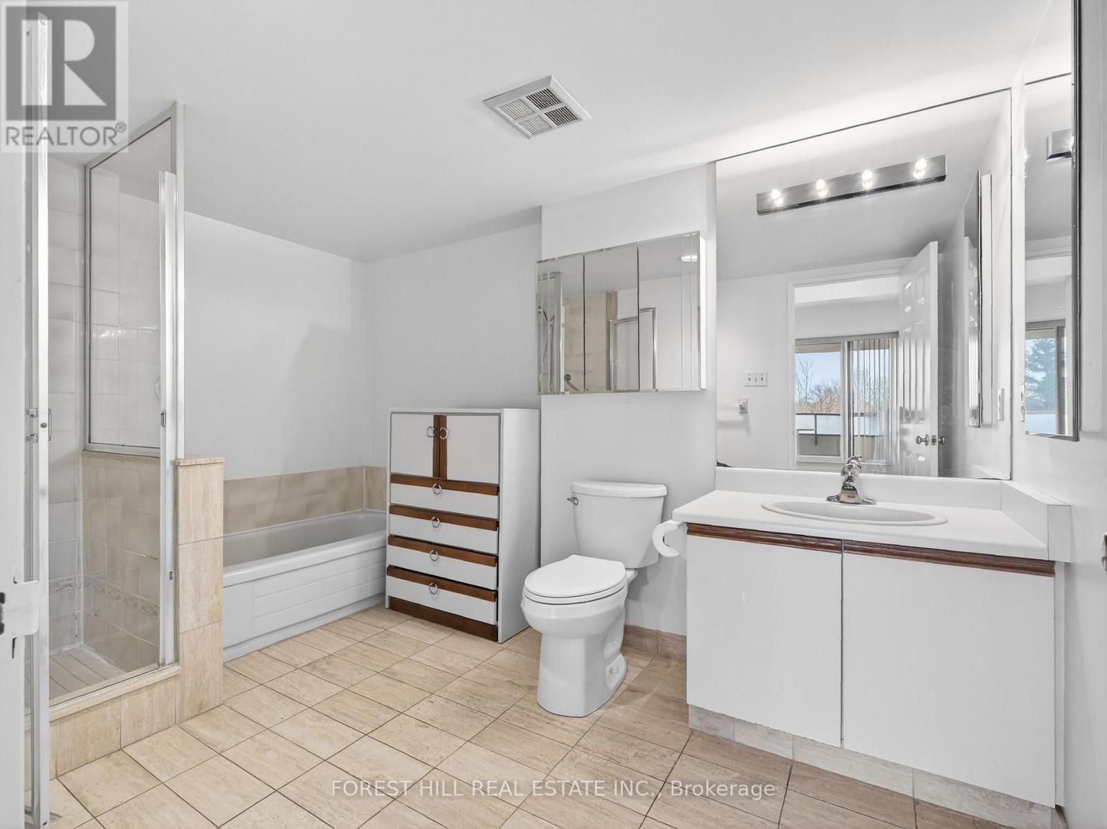 #203 - 343 Clark Avenue W, Vaughan, Ontario  L4J 7K5 - Photo 19 - N12936204