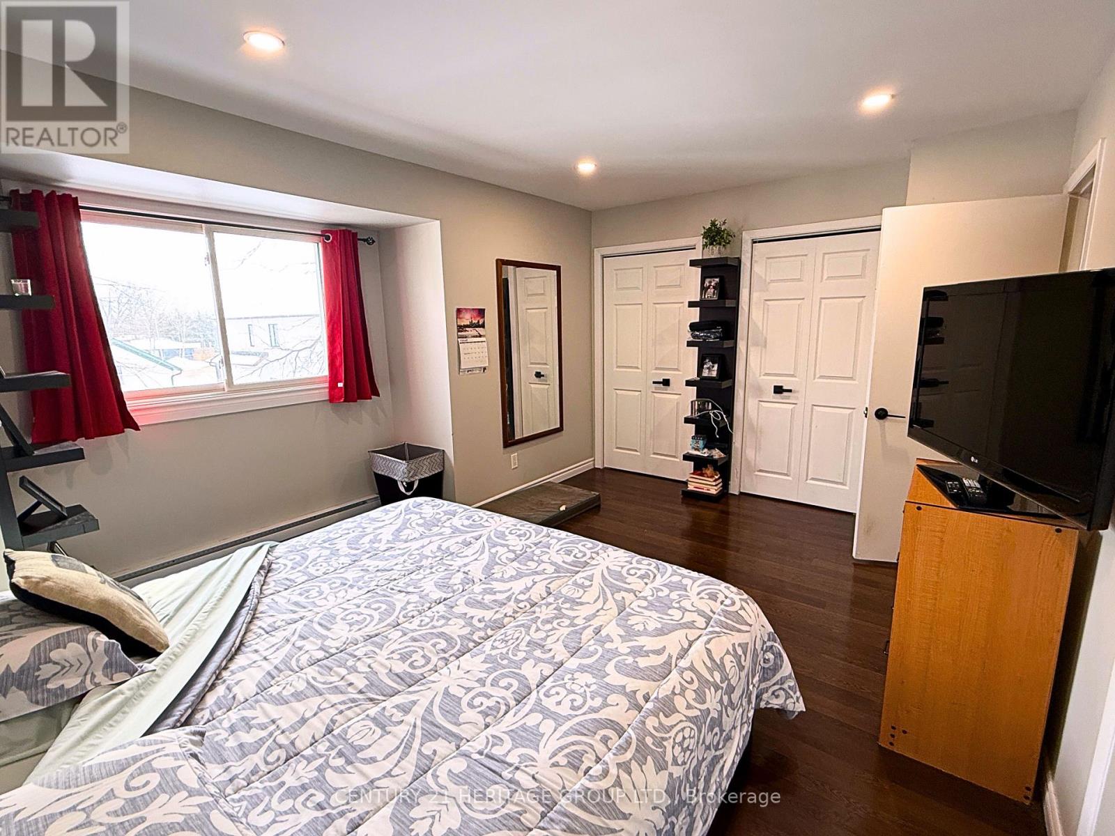 5 - 113 North Street, Georgina, Ontario  L0E 1R0 - Photo 11 - N12936246