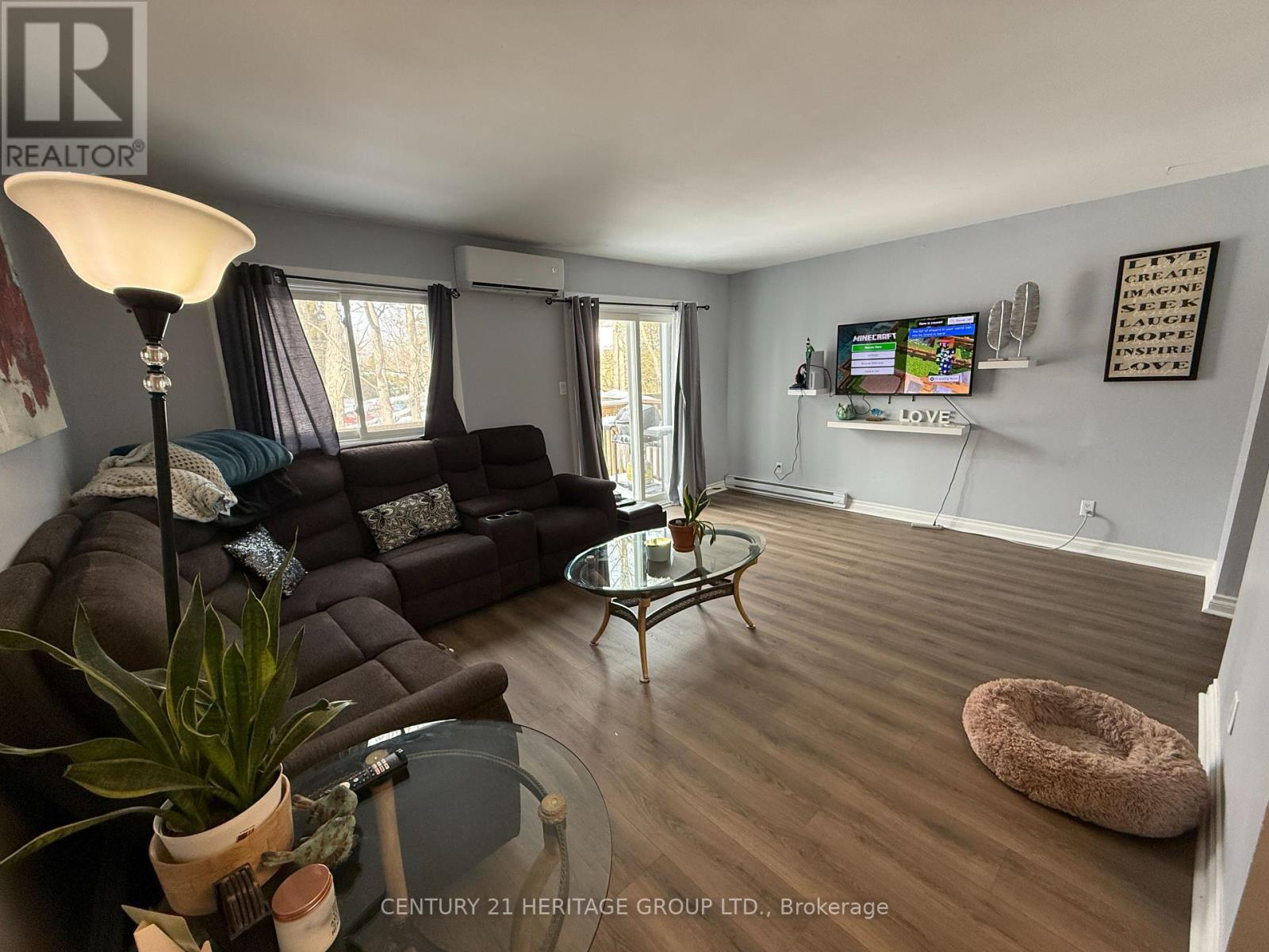 5 - 113 North Street, Georgina, Ontario  L0E 1R0 - Photo 5 - N12936246