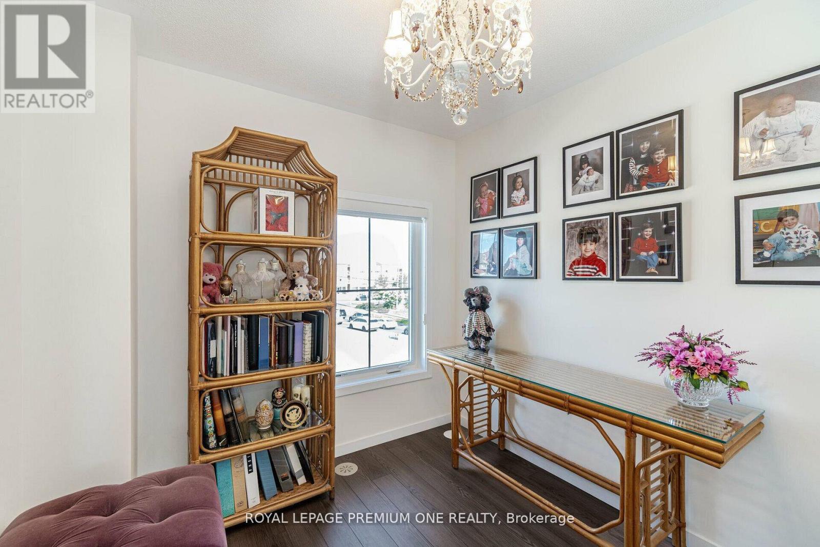 2 Seacoasts Circle, Vaughan, Ontario  L6A 5B6 - Photo 34 - N12936250