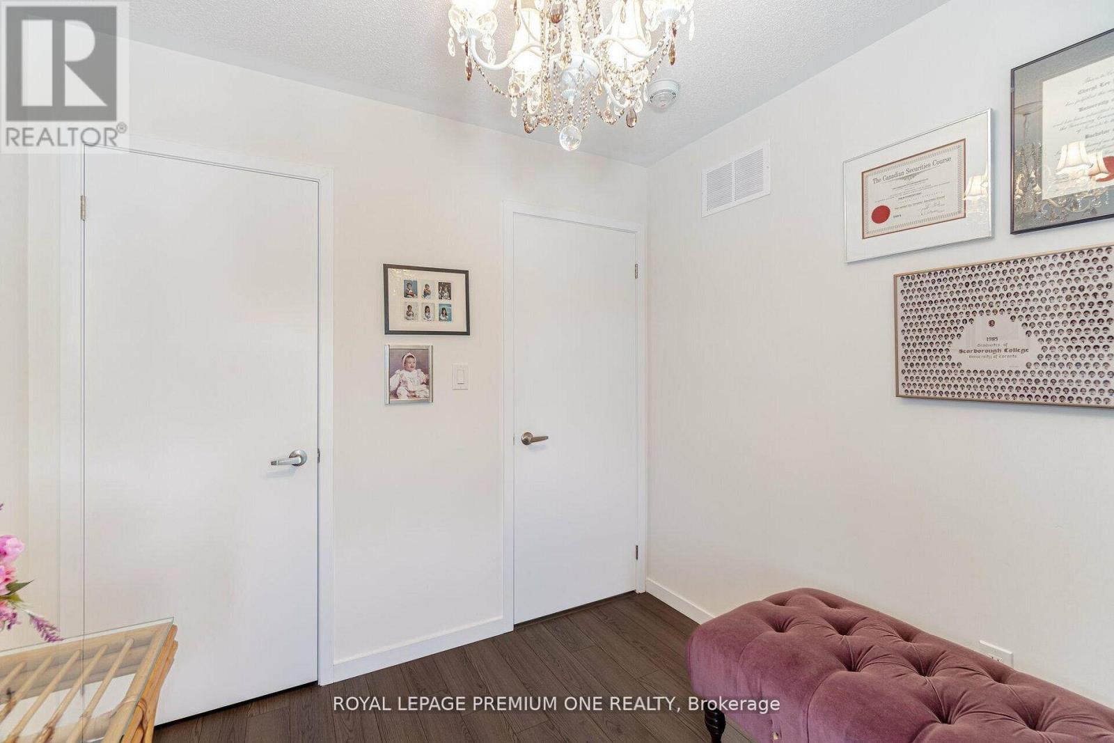 2 Seacoasts Circle, Vaughan, Ontario  L6A 5B6 - Photo 35 - N12936250