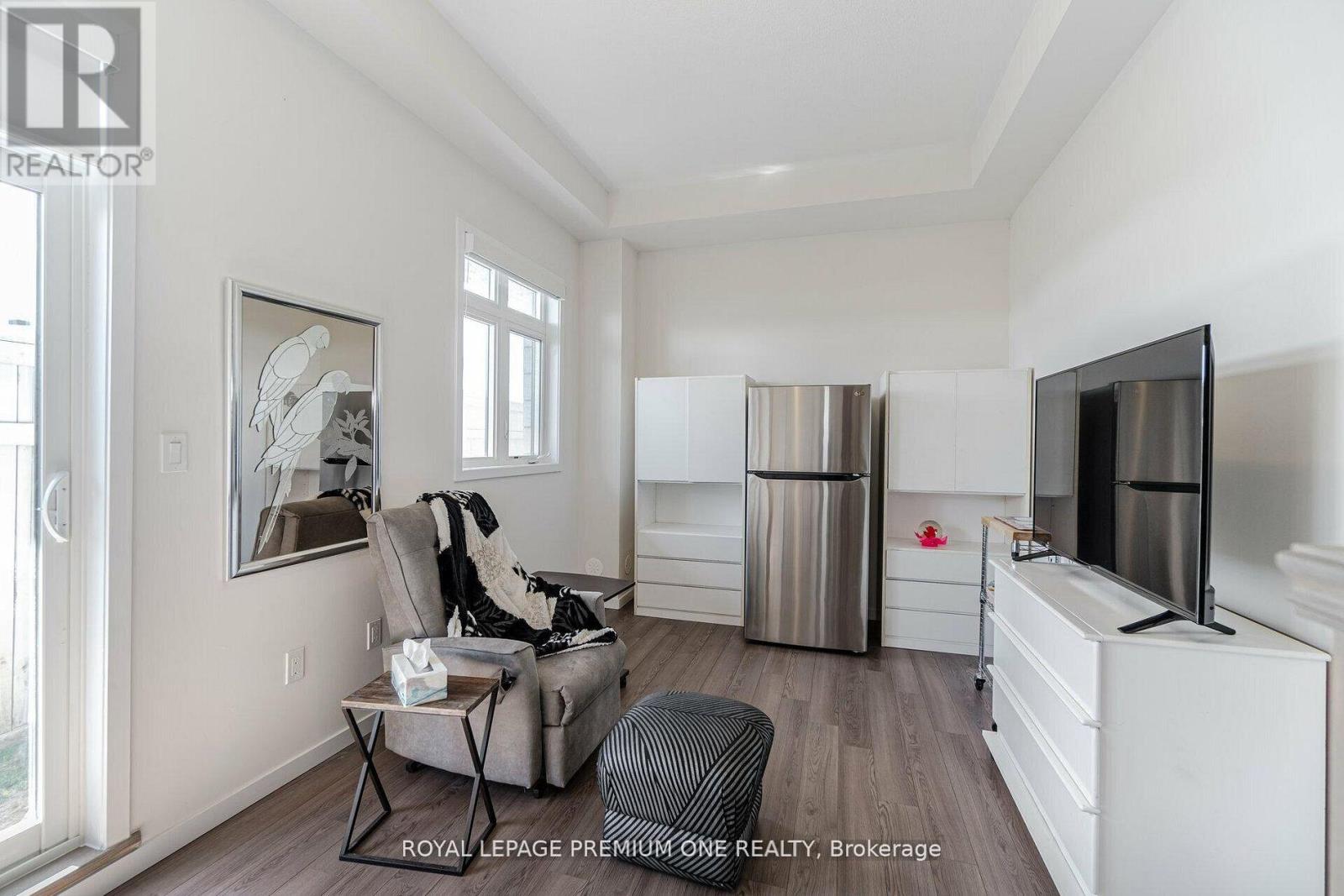 2 Seacoasts Circle, Vaughan, Ontario  L6A 5B6 - Photo 40 - N12936250