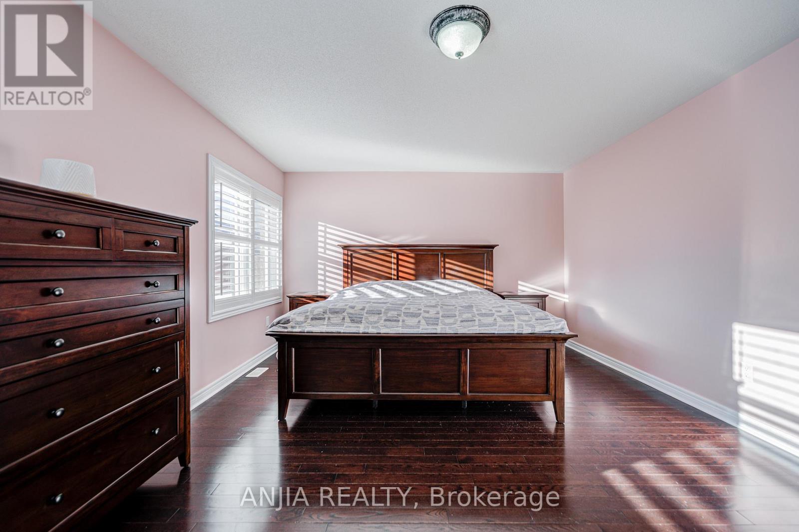 15 Ross Shiner Lane, Whitchurch-Stouffville, Ontario  L4A 0V5 - Photo 16 - N12936334