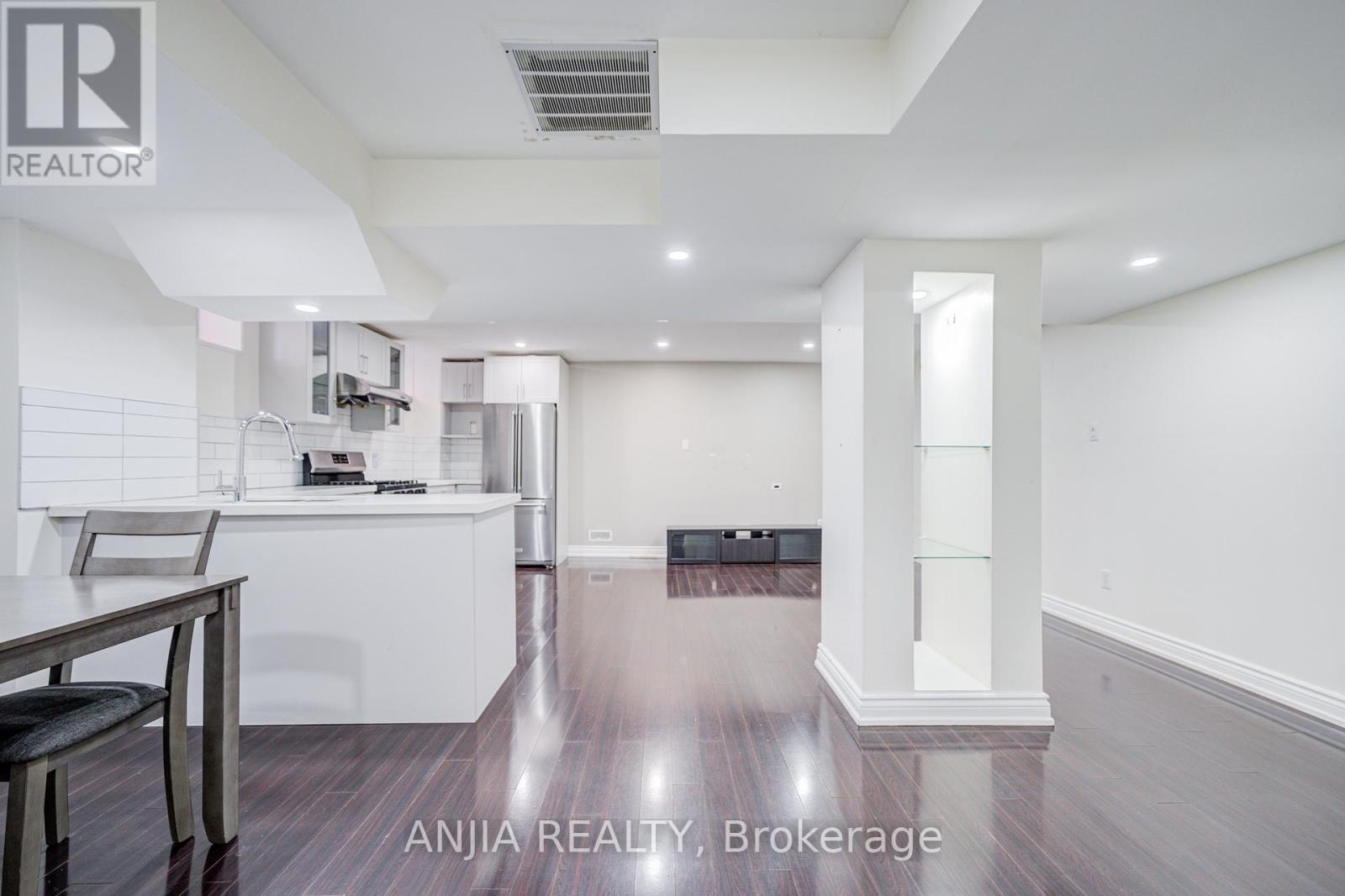 15 Ross Shiner Lane, Whitchurch-Stouffville, Ontario  L4A 0V5 - Photo 21 - N12936334