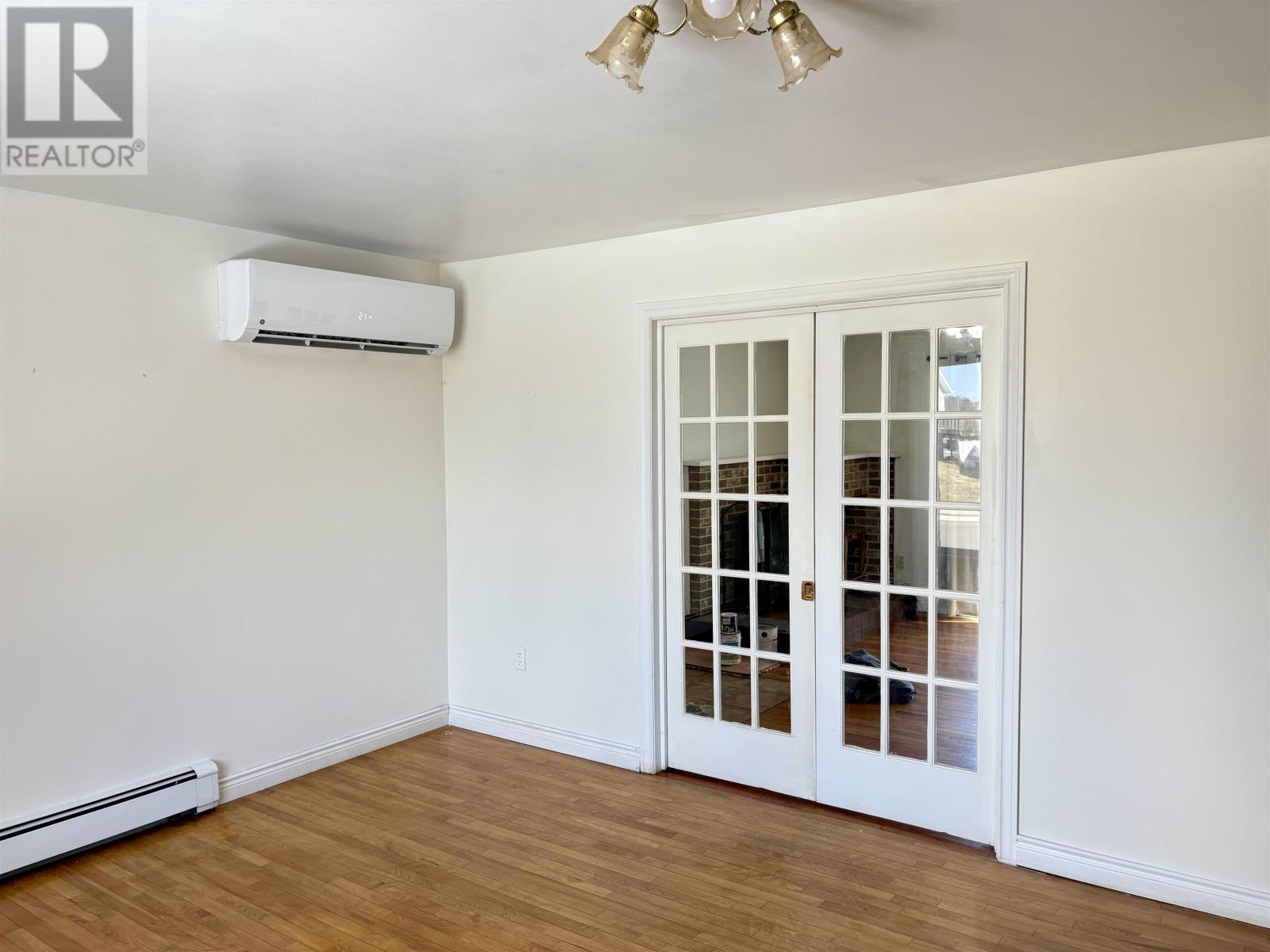 649 Upper Queen Street, Charlottetown, Prince Edward Island  C1A 9C8 - Photo 5 - 202605841