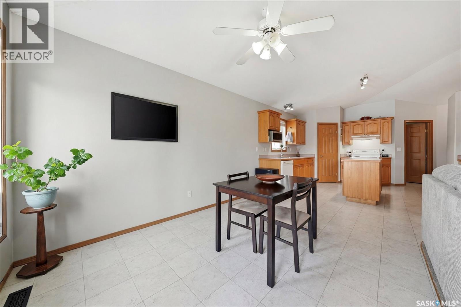 11 Columbia Drive, Saskatoon, Saskatchewan  S7K 1E3 - Photo 10 - SK031559