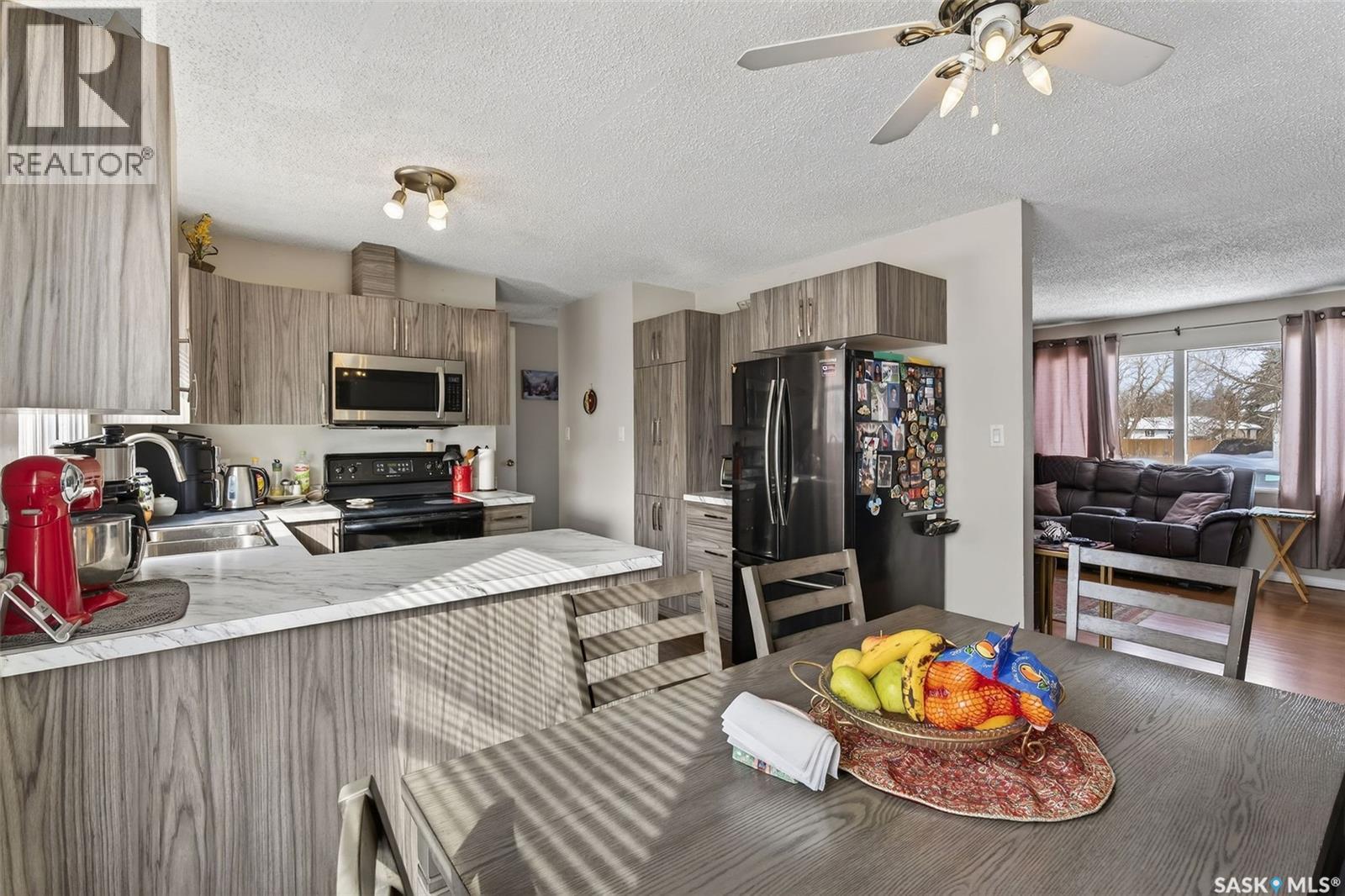 555 32nd Street W, Prince Albert, Saskatchewan  S6V 6B7 - Photo 15 - SK031515