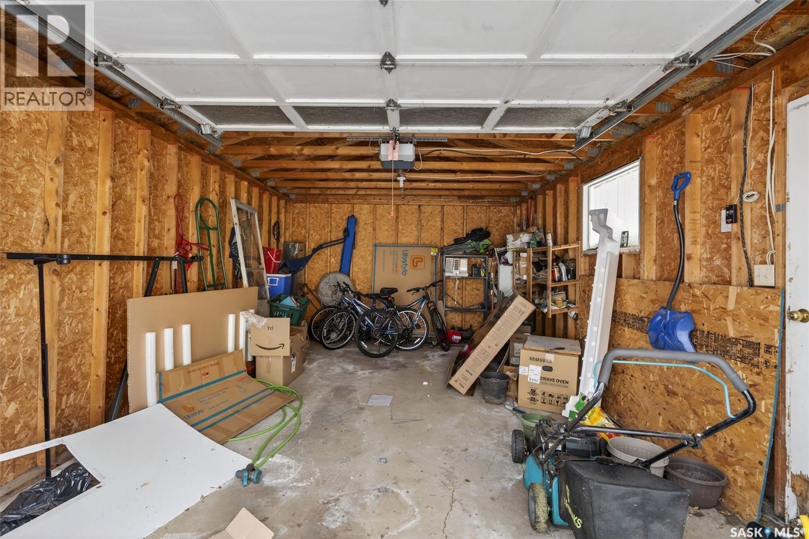 555 32nd Street W, Prince Albert, Saskatchewan  S6V 6B7 - Photo 34 - SK031515