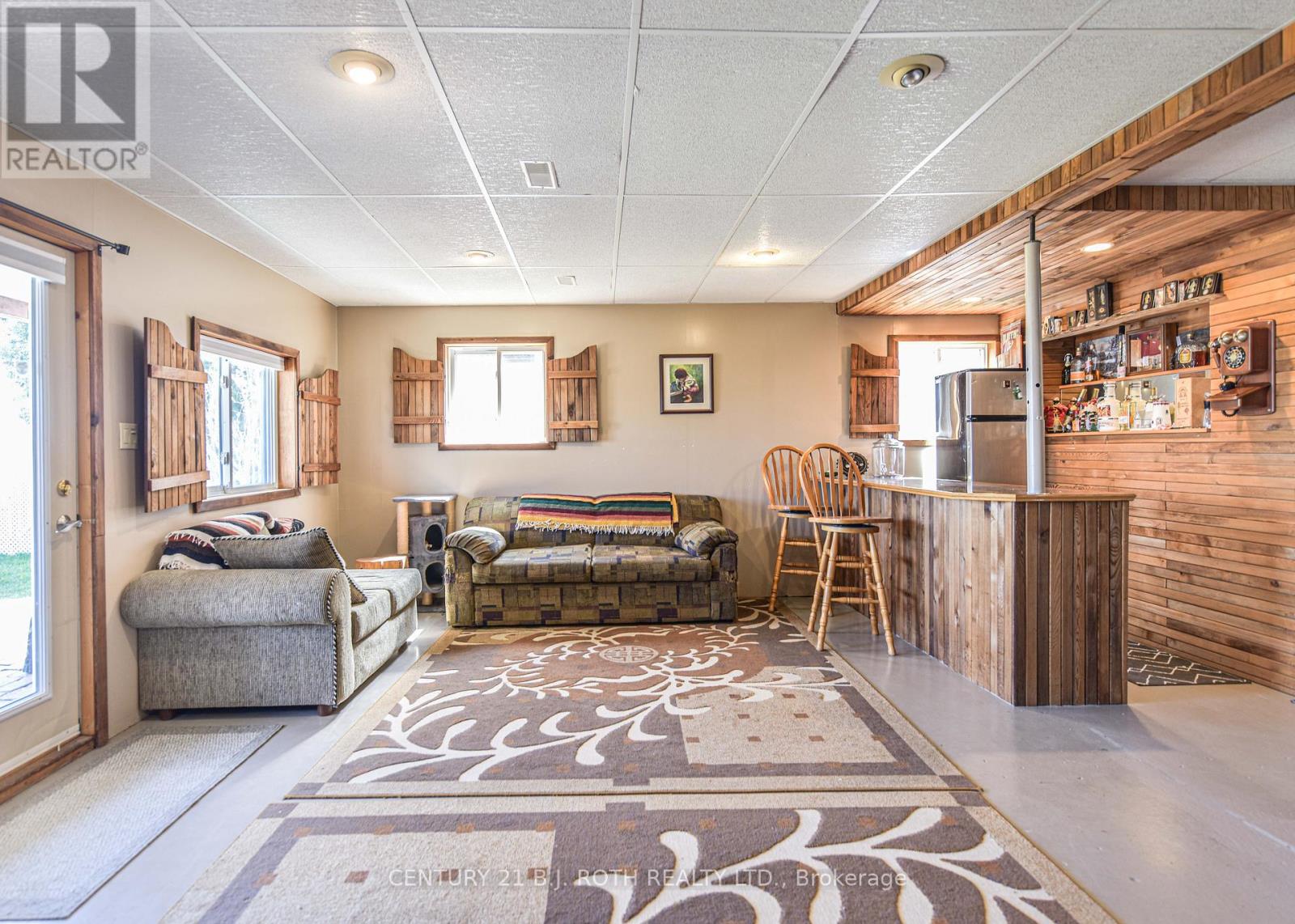 3801 Wood Avenue, Severn (West Shore), Ontario  L3V 6H3 - Photo 15 - S12936186