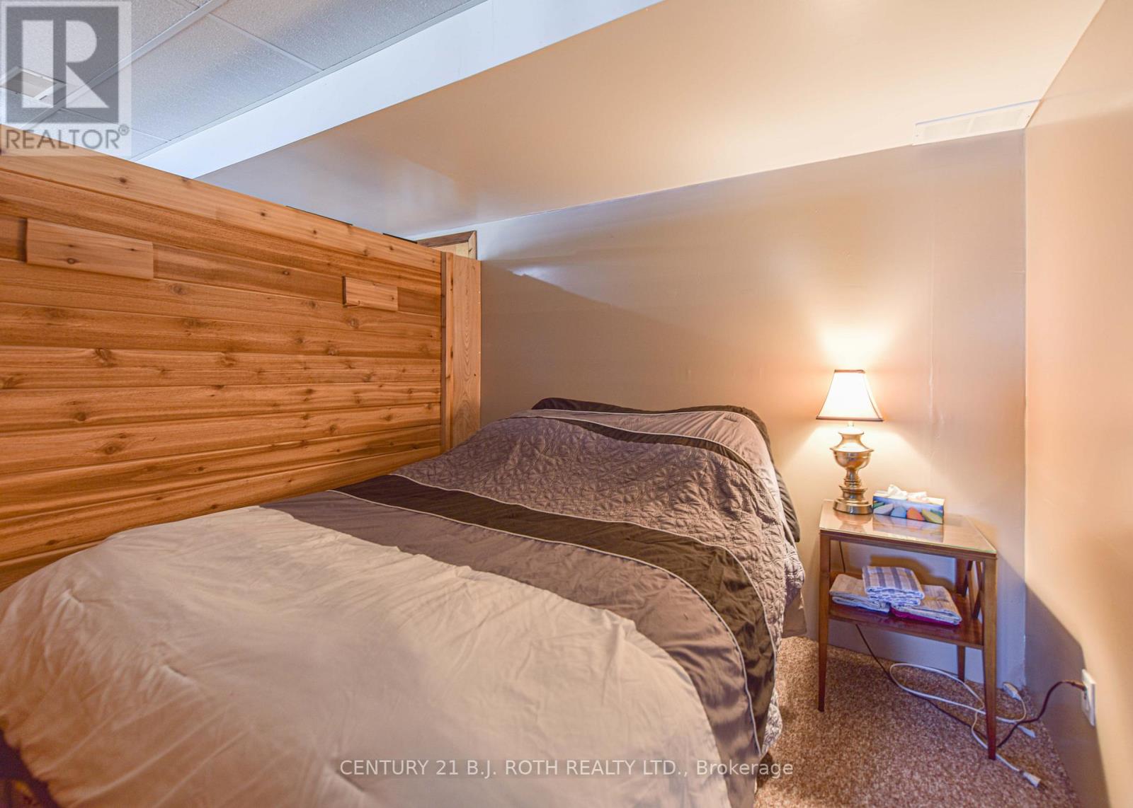 3801 Wood Avenue, Severn (West Shore), Ontario  L3V 6H3 - Photo 20 - S12936186