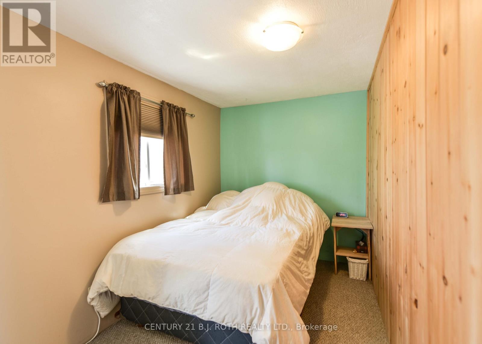 3801 Wood Avenue, Severn (West Shore), Ontario  L3V 6H3 - Photo 24 - S12936186