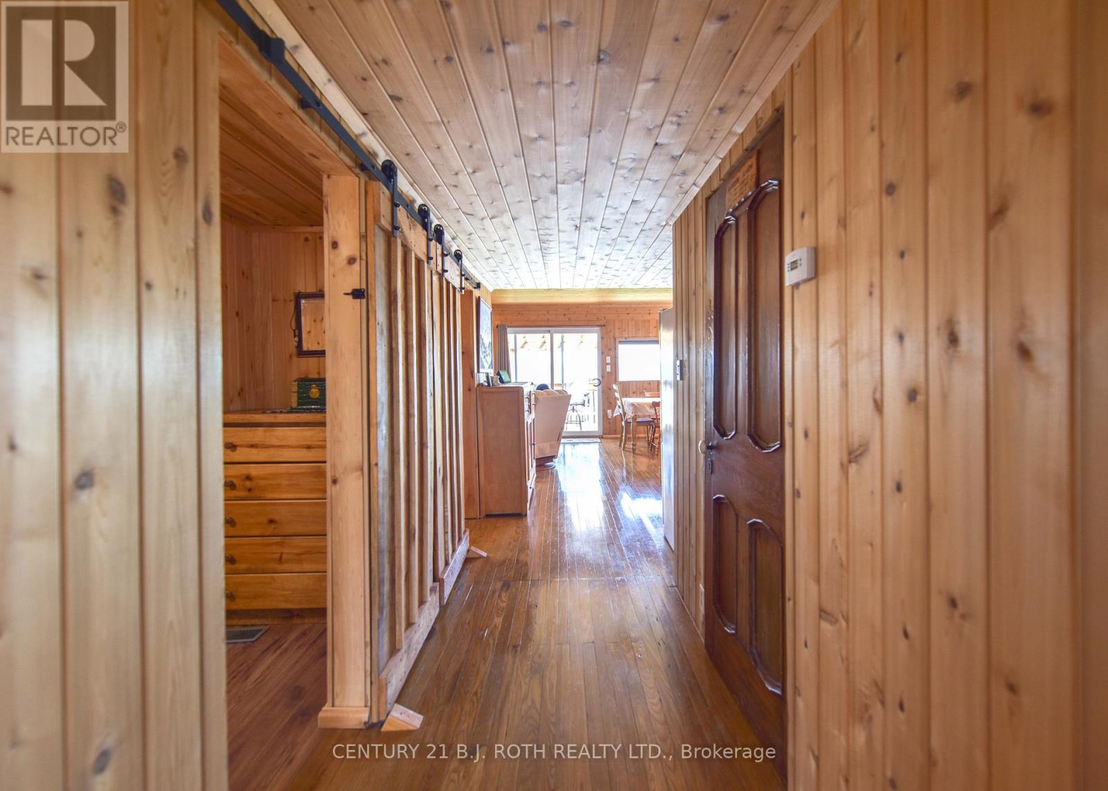 3801 Wood Avenue, Severn (West Shore), Ontario  L3V 6H3 - Photo 26 - S12936186