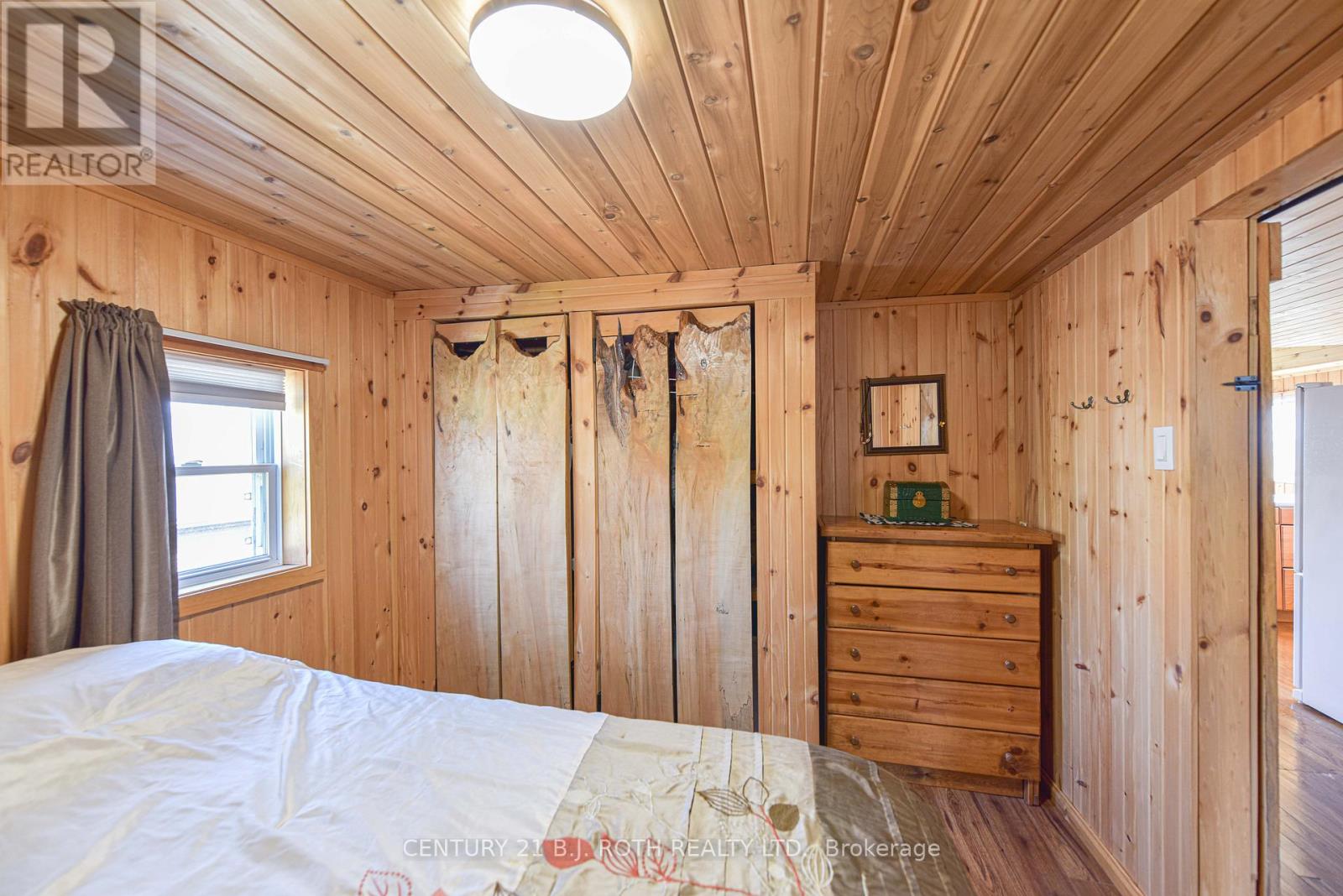 3801 Wood Avenue, Severn (West Shore), Ontario  L3V 6H3 - Photo 29 - S12936186