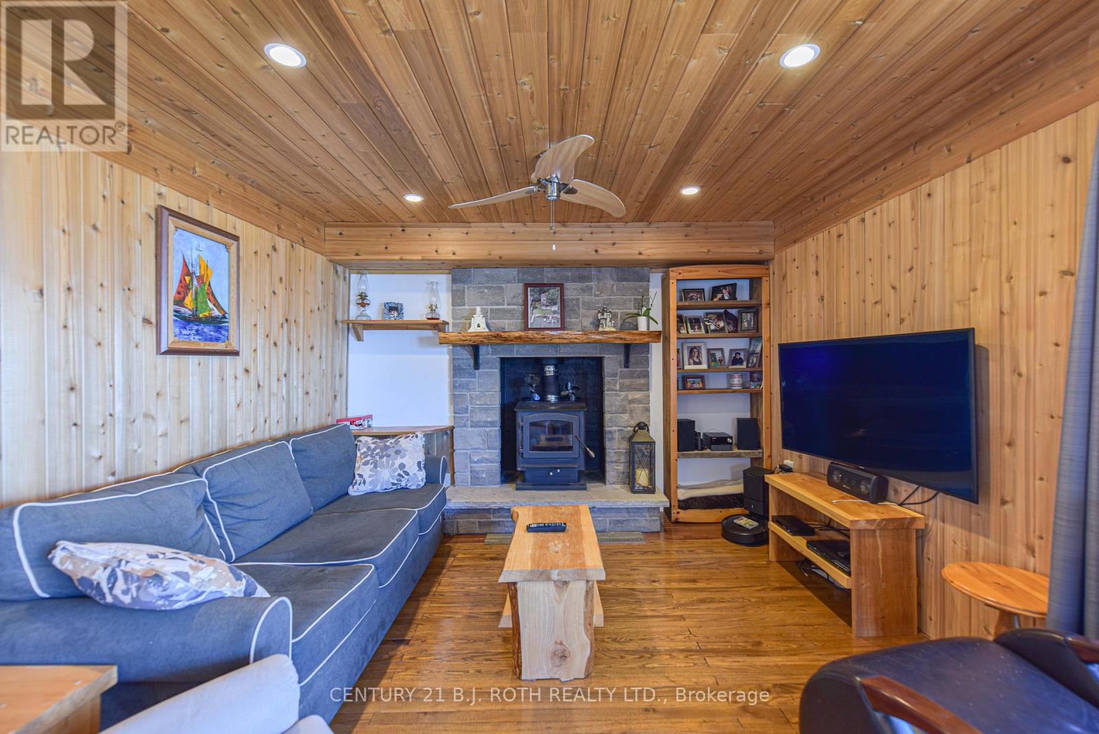 3801 Wood Avenue, Severn (West Shore), Ontario  L3V 6H3 - Photo 39 - S12936186