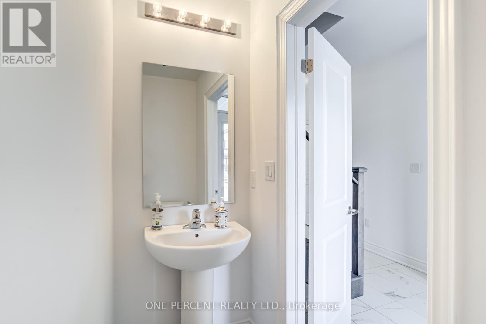 34 Autumn Drive, Wasaga Beach, Ontario  L9Z 0K7 - Photo 21 - S12936190