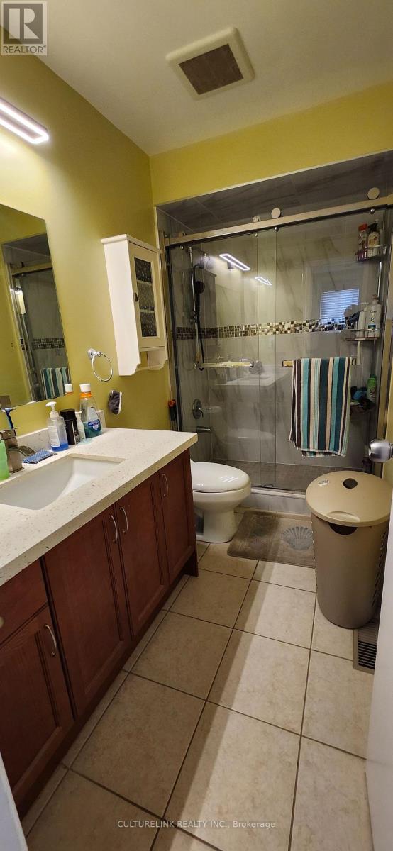 2/f, 2nd Room - 15 Newport Way, Markham, Ontario  L3T 5G3 - Photo 4 - N12936196