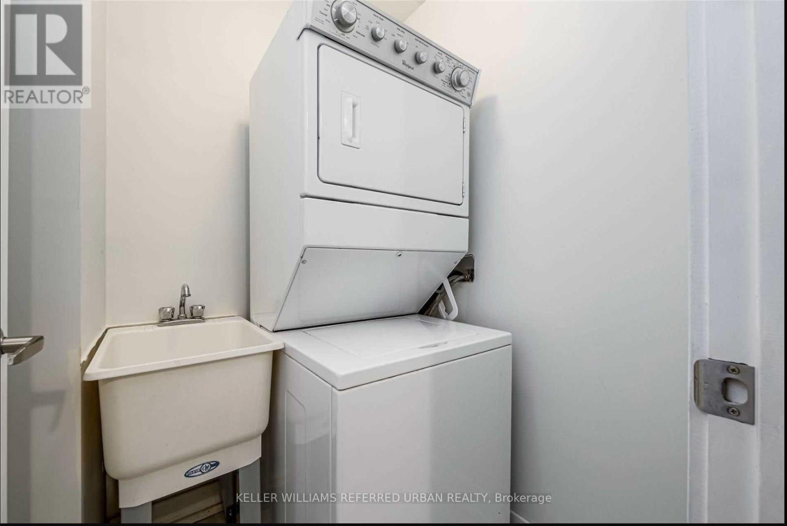 21 - 17 Powerhouse Street, Toronto, Ontario  M6H 4K4 - Photo 15 - W12932000