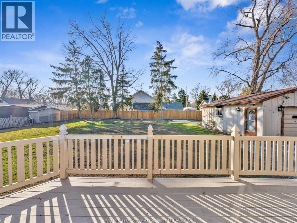 117 Santa Ana, Harrow, Ontario  N0R 1G0 - Photo 2 - 26006537