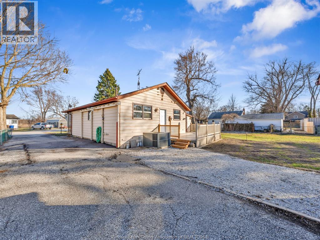 117 Santa Ana, Harrow, Ontario  N0R 1G0 - Photo 8 - 26006537