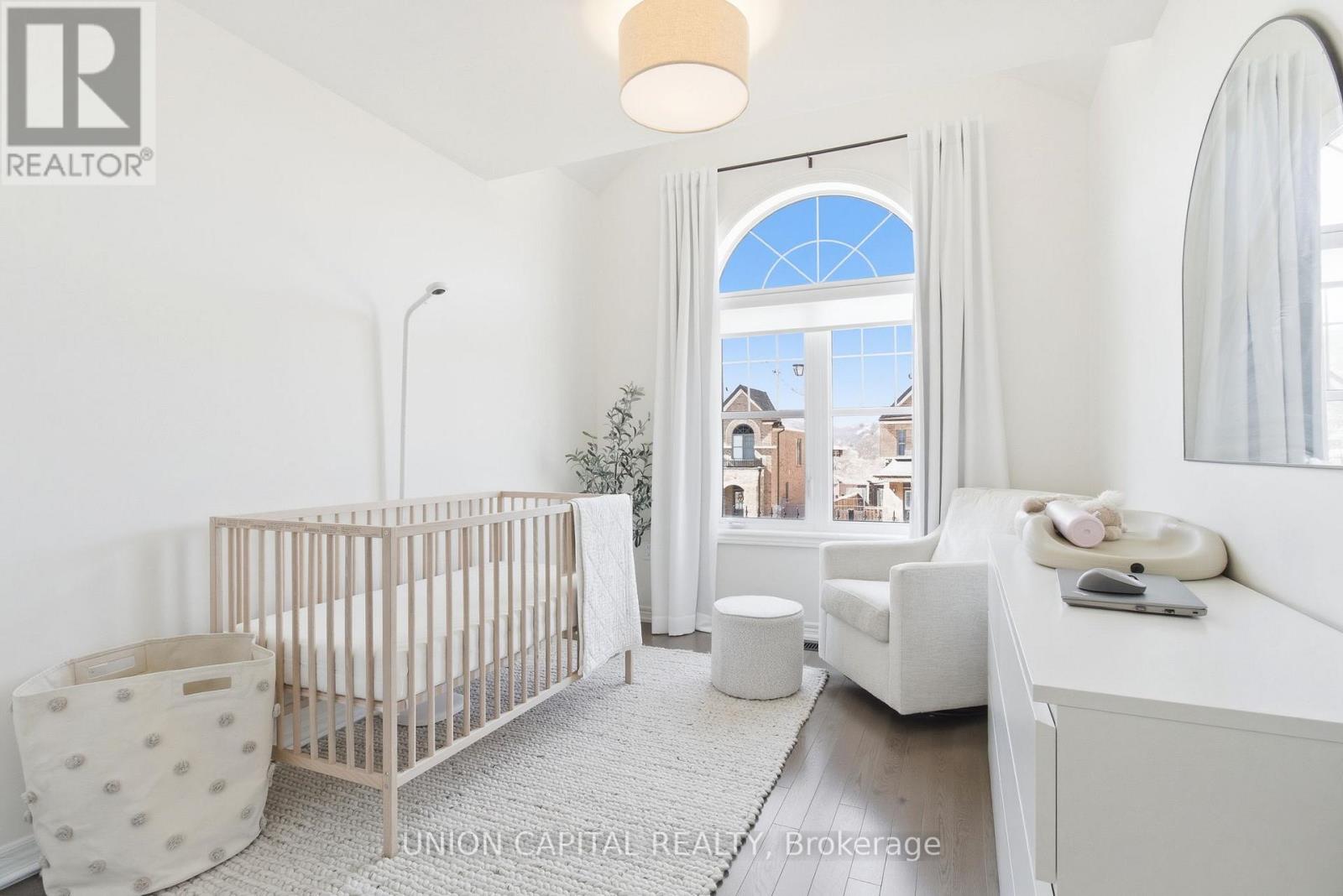 21 Morra Avenue, Caledon, Ontario  L7E 4K5 - Photo 18 - W12934944