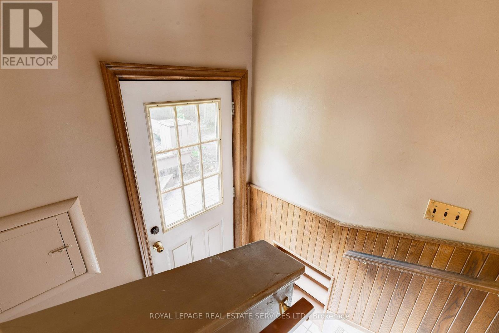 478 Avon Crescent, Oakville, Ontario  L6J 2T4 - Photo 24 - W12936122